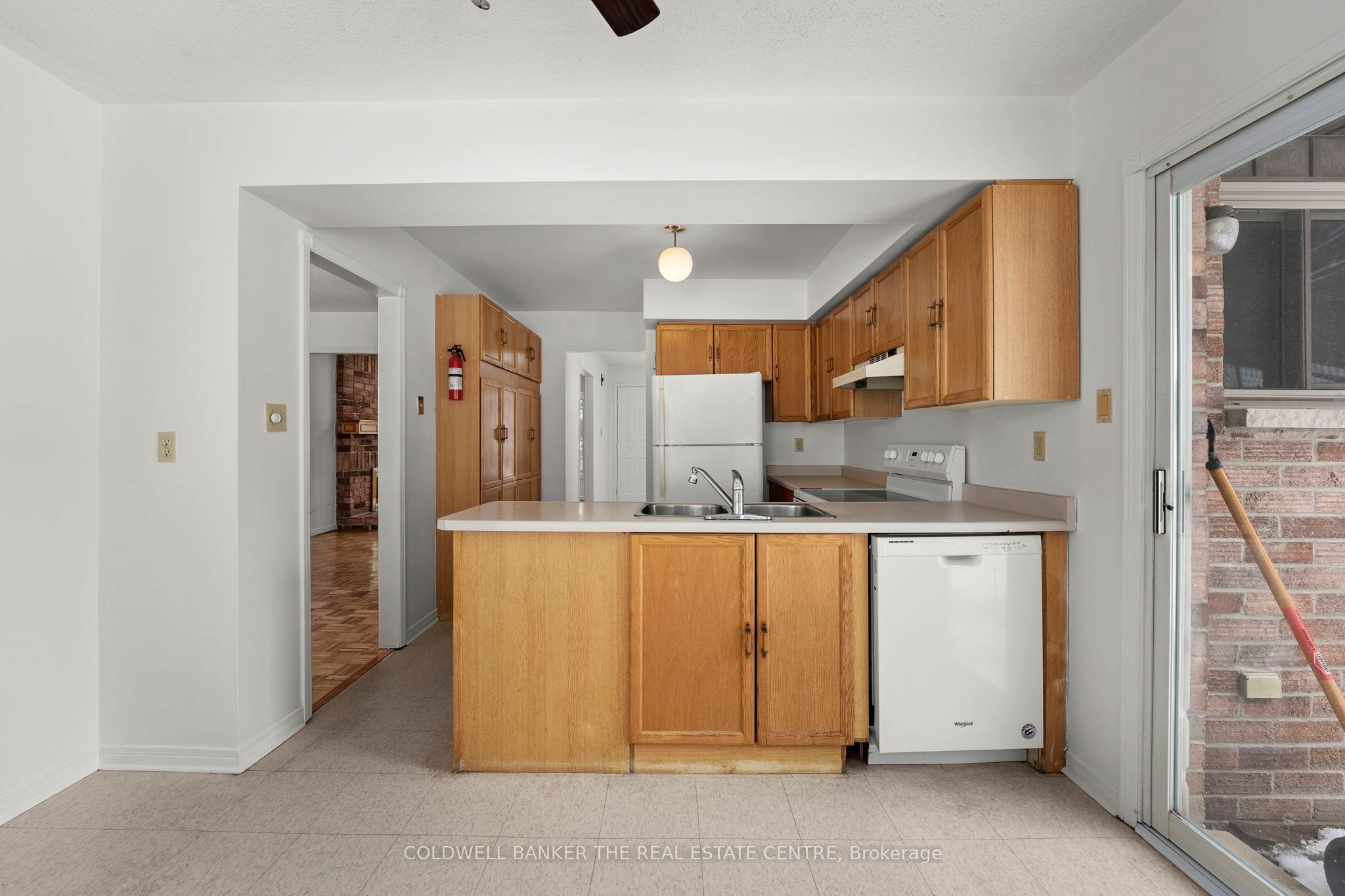 114 Collings Ave Property Photo 13