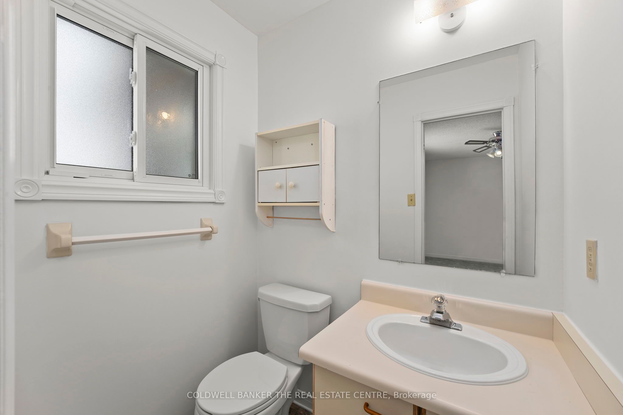 114 Collings Ave Property Photo 21
