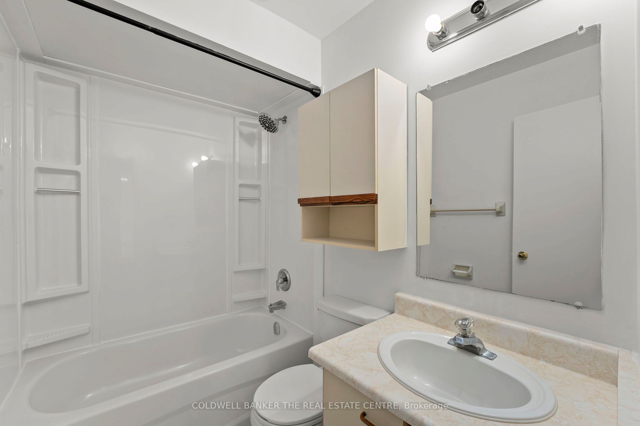 114 Collings Ave Property Photo 26
