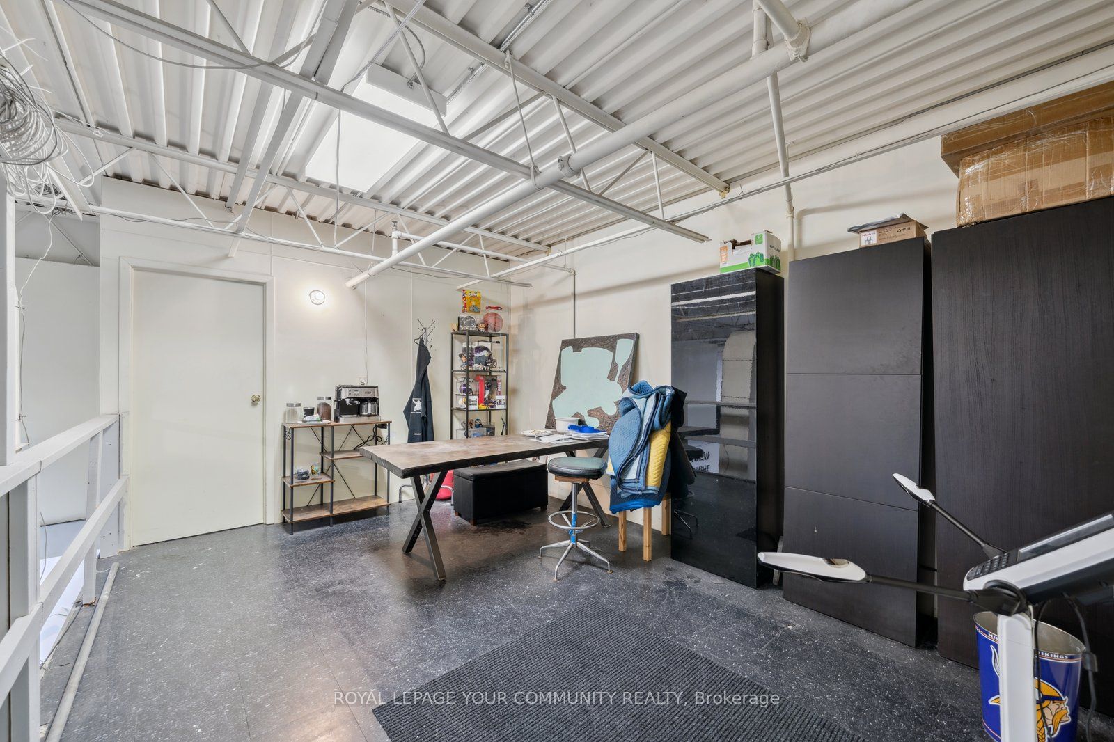 #8 - 561 Edward Avenue Property Photo 15