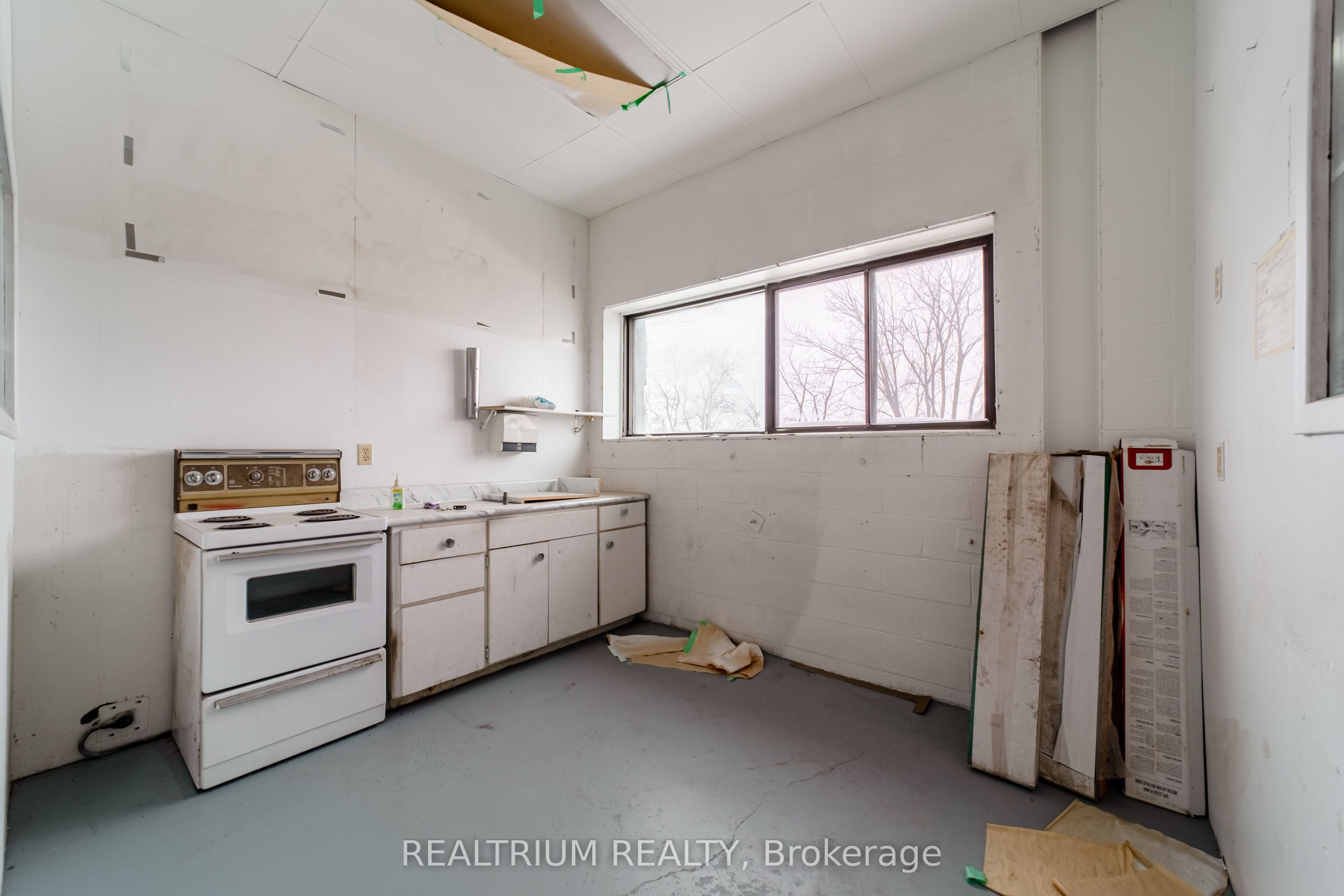 44 Bridge Street Property Photo 12