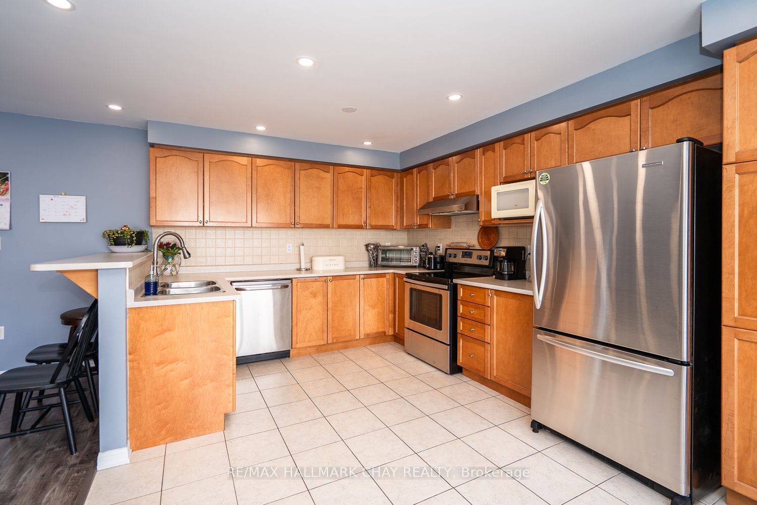 38 Steele Street Property Photo 11
