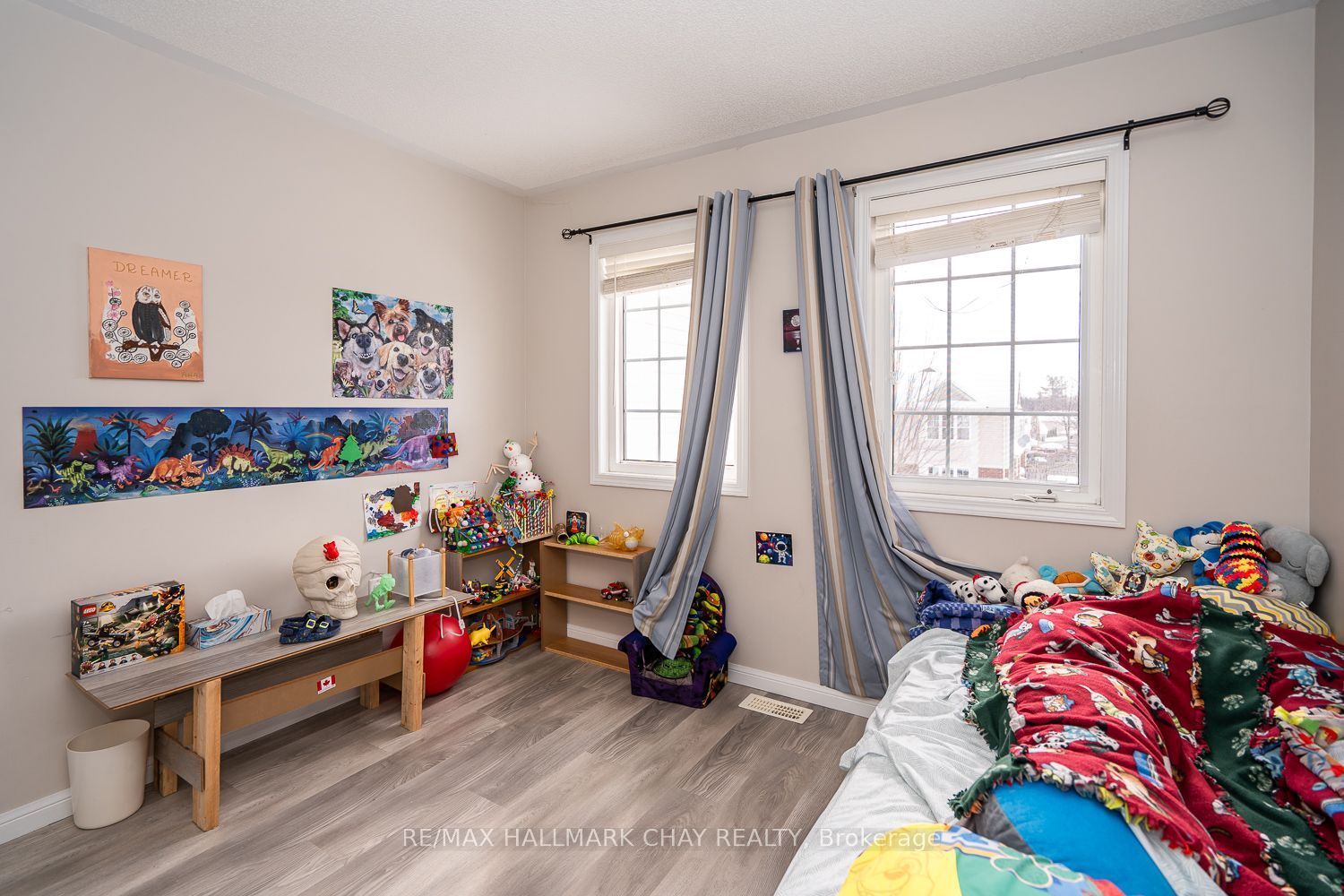 38 Steele Street Property Photo 27