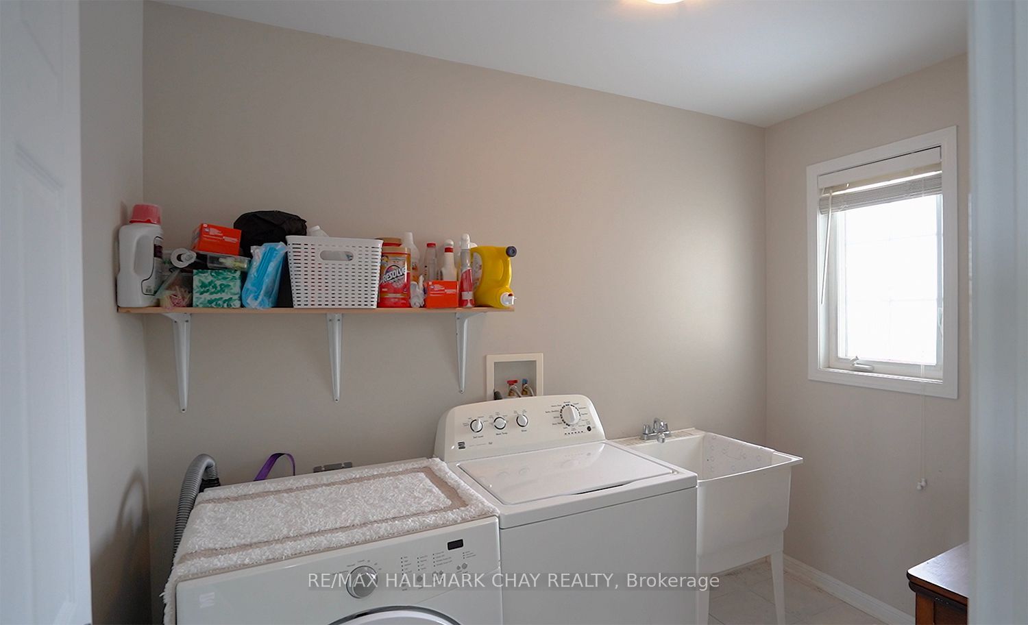 38 Steele Street Property Photo 31