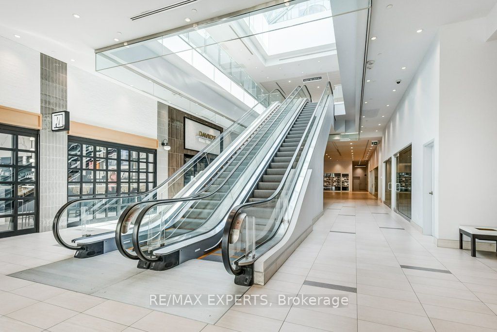 #207 - 7777 Weston Road Property Photo 8