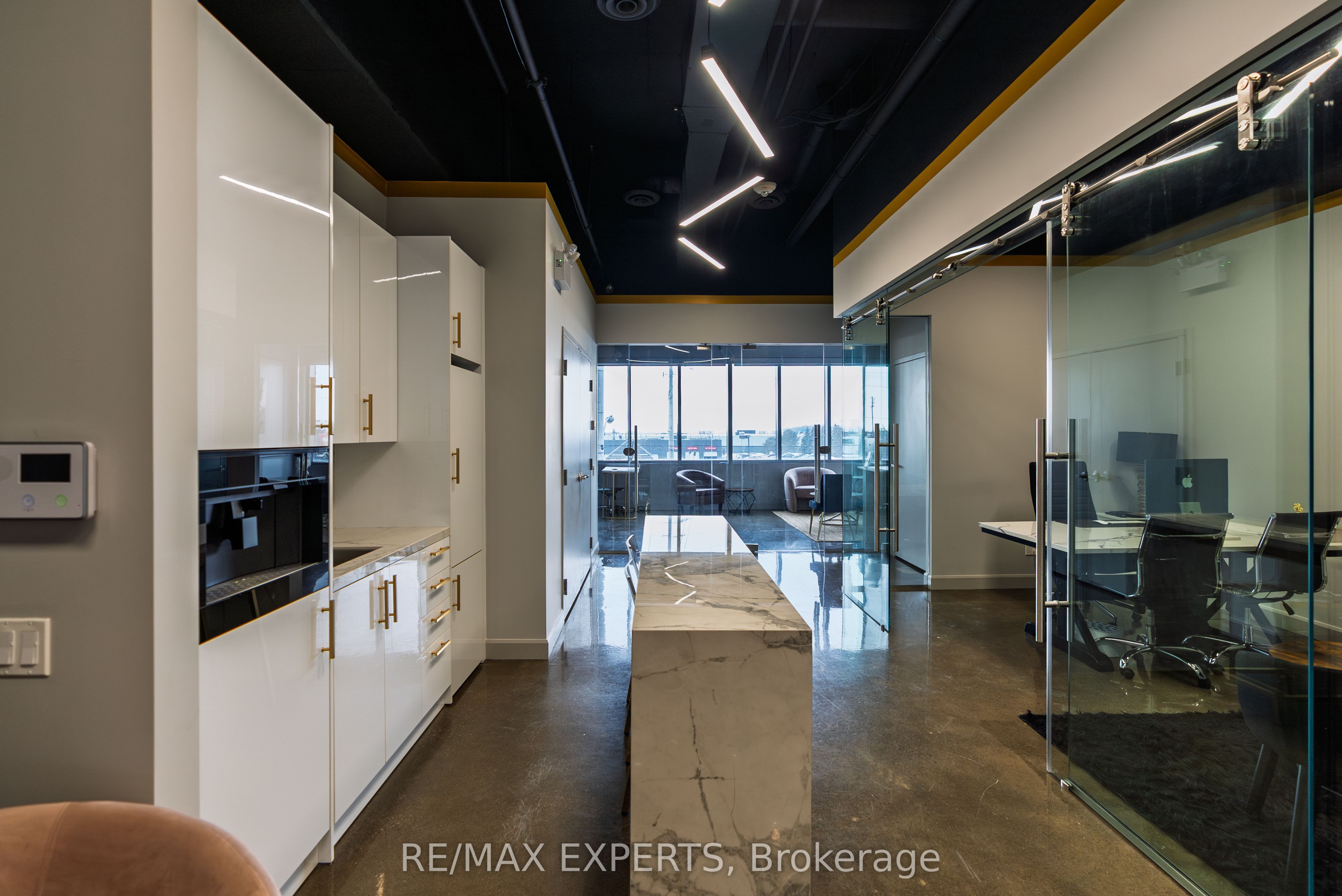 #207 - 7777 Weston Road Property Photo 21