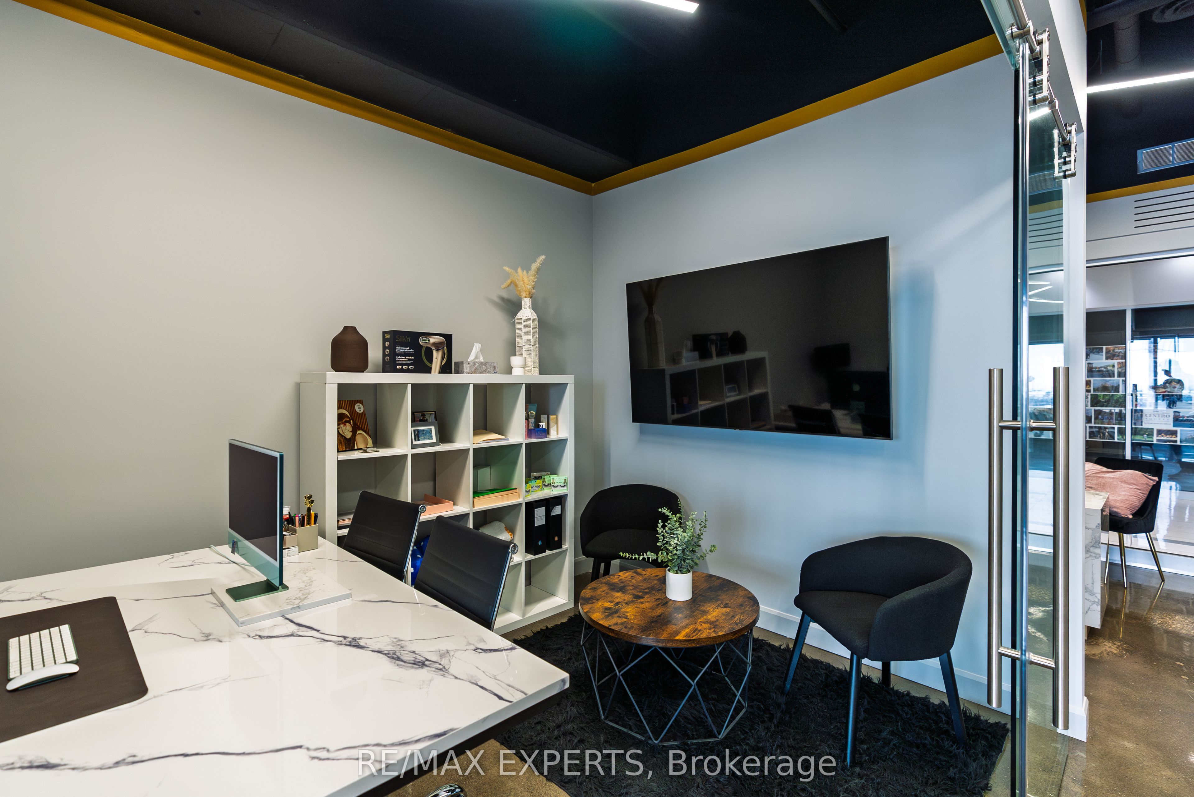 #207 - 7777 Weston Road Property Photo 25