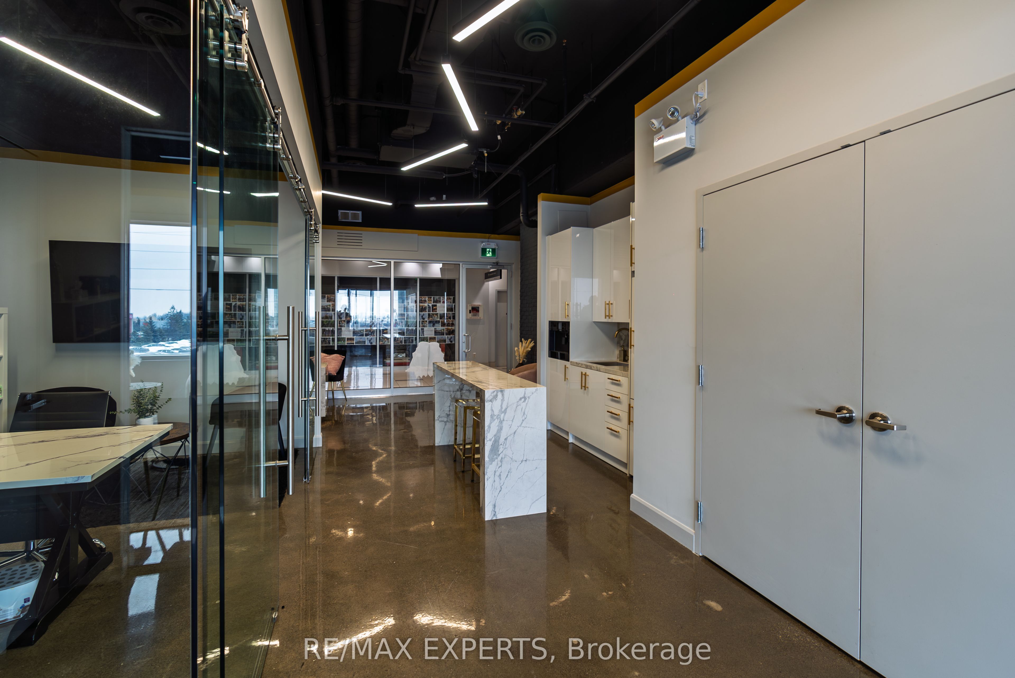 #207 - 7777 Weston Road Property Photo 28