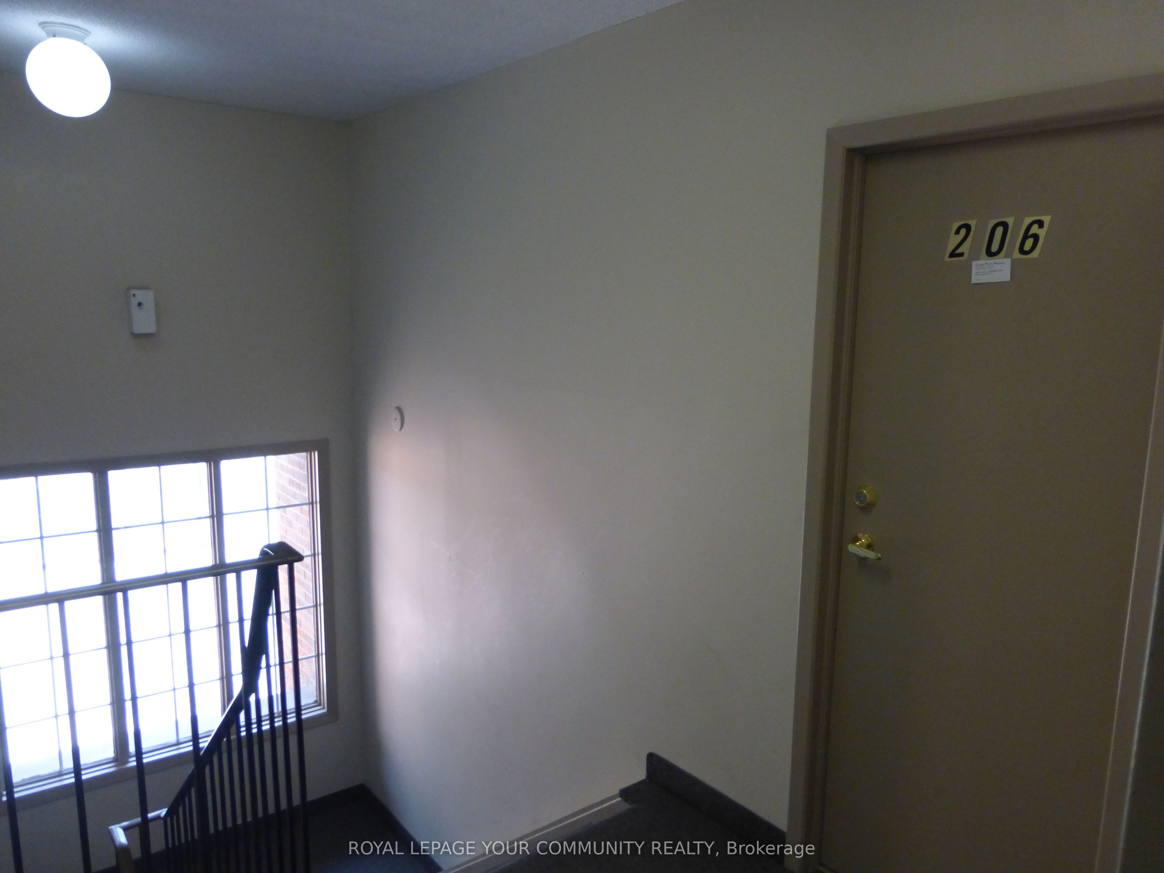6060 7 Property Photo 4