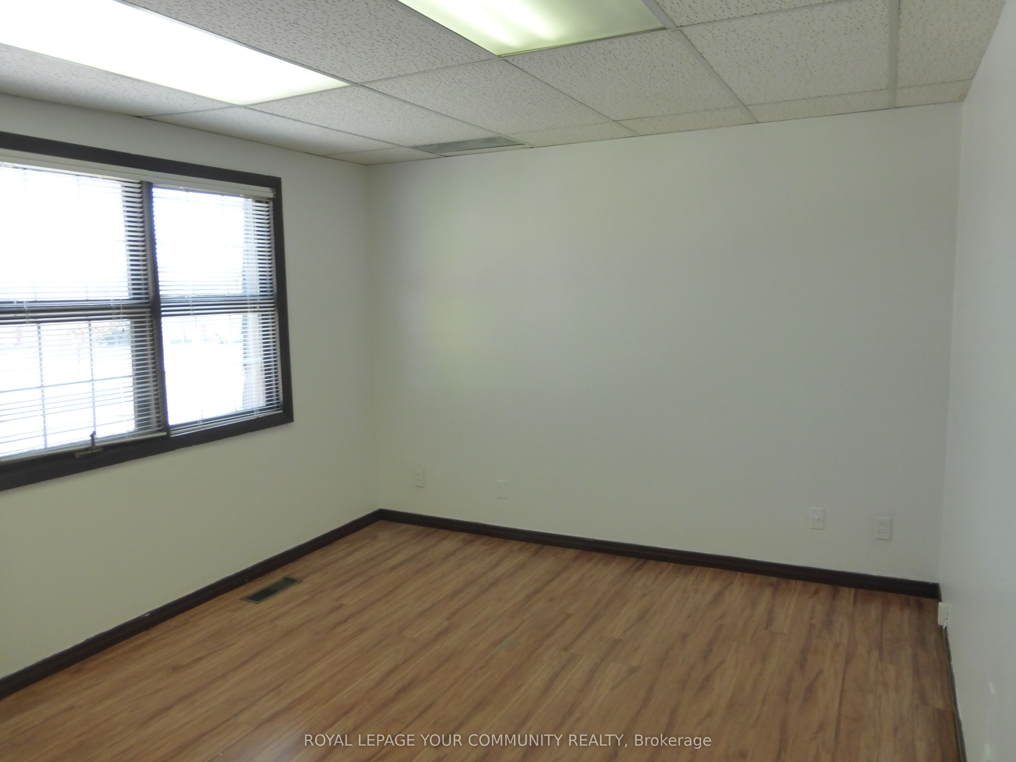 6060 7 Property Photo 8