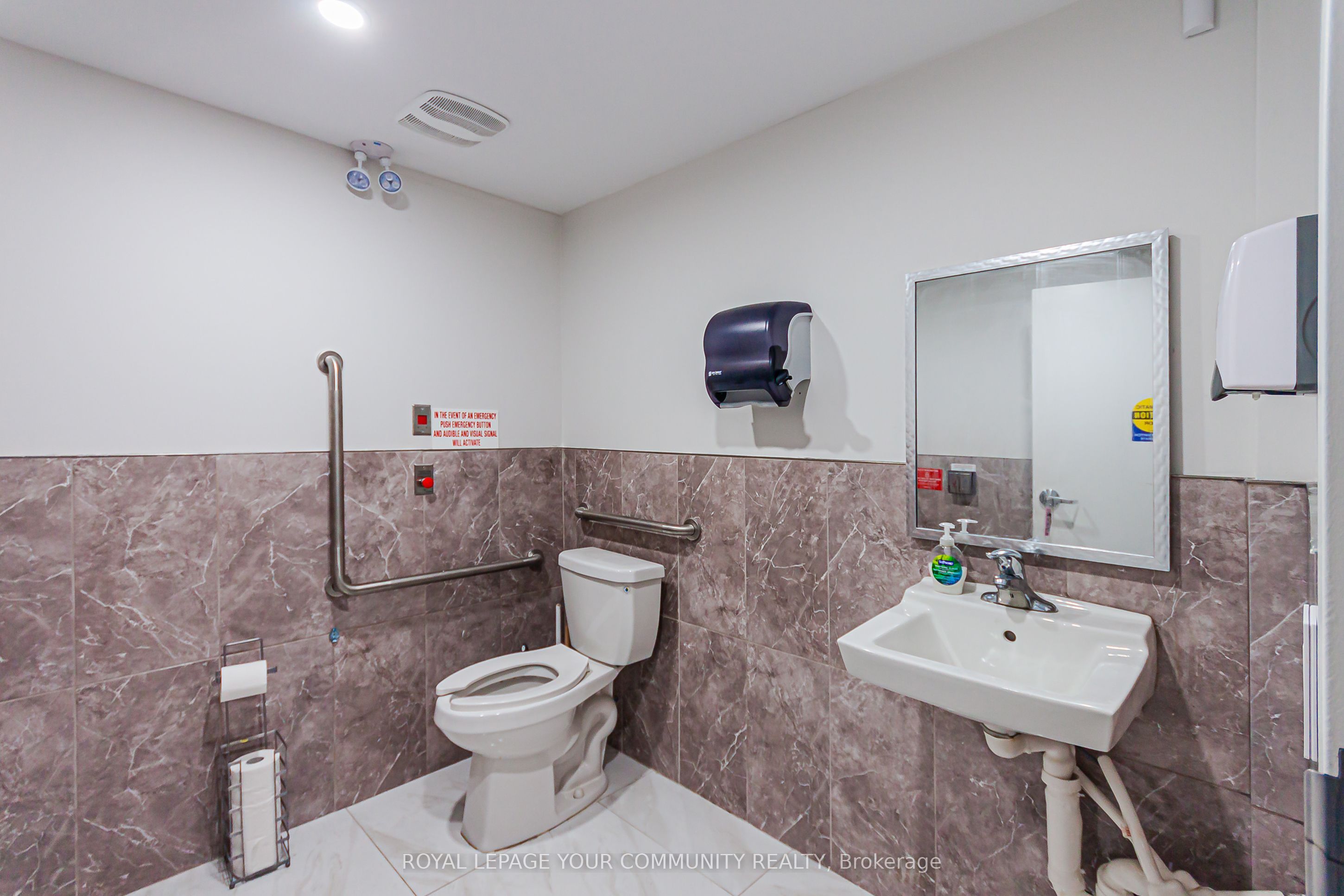 ##9 - 5762 Highway 7 Road Property Photo 18