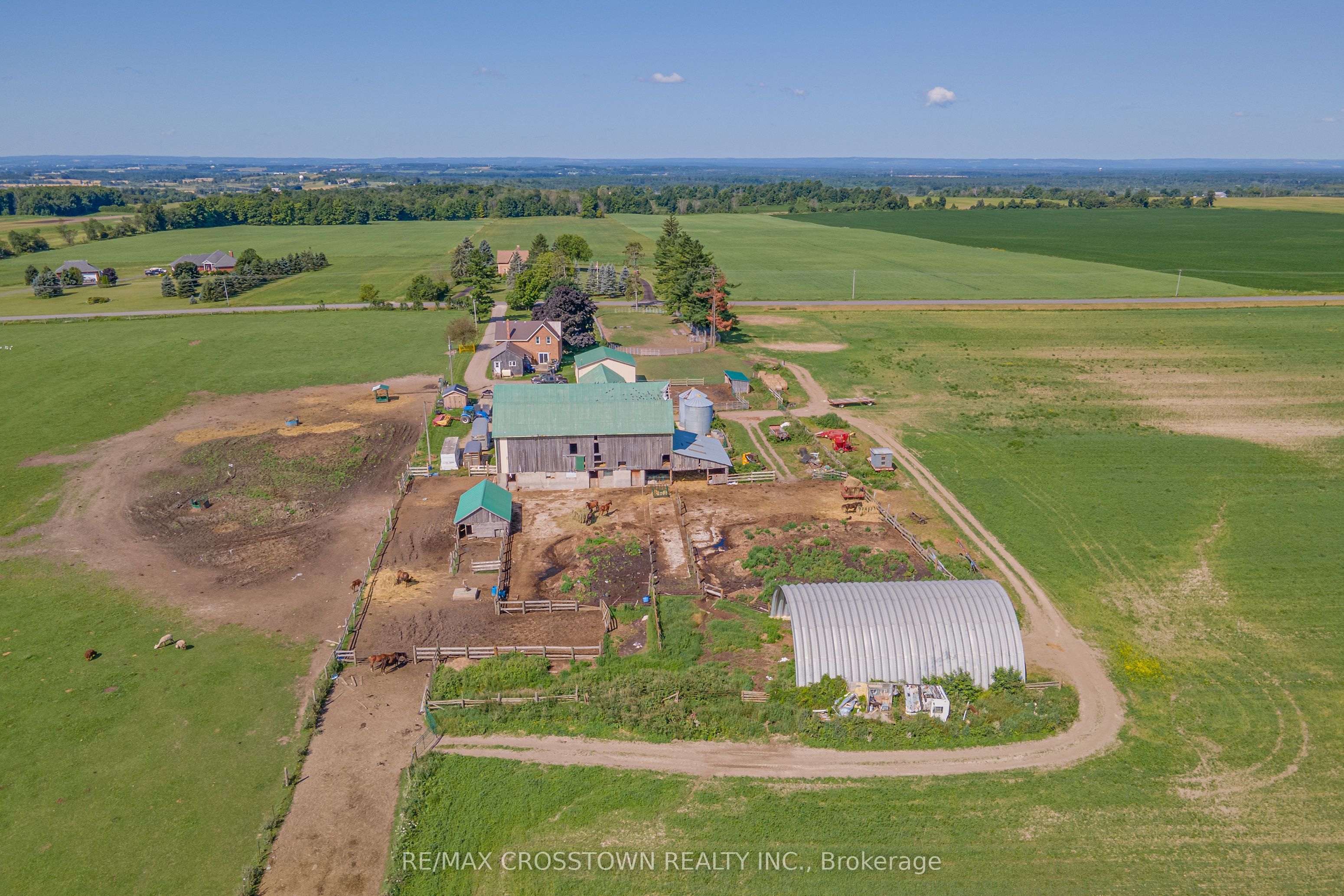6409 10th Line Property Photo 27