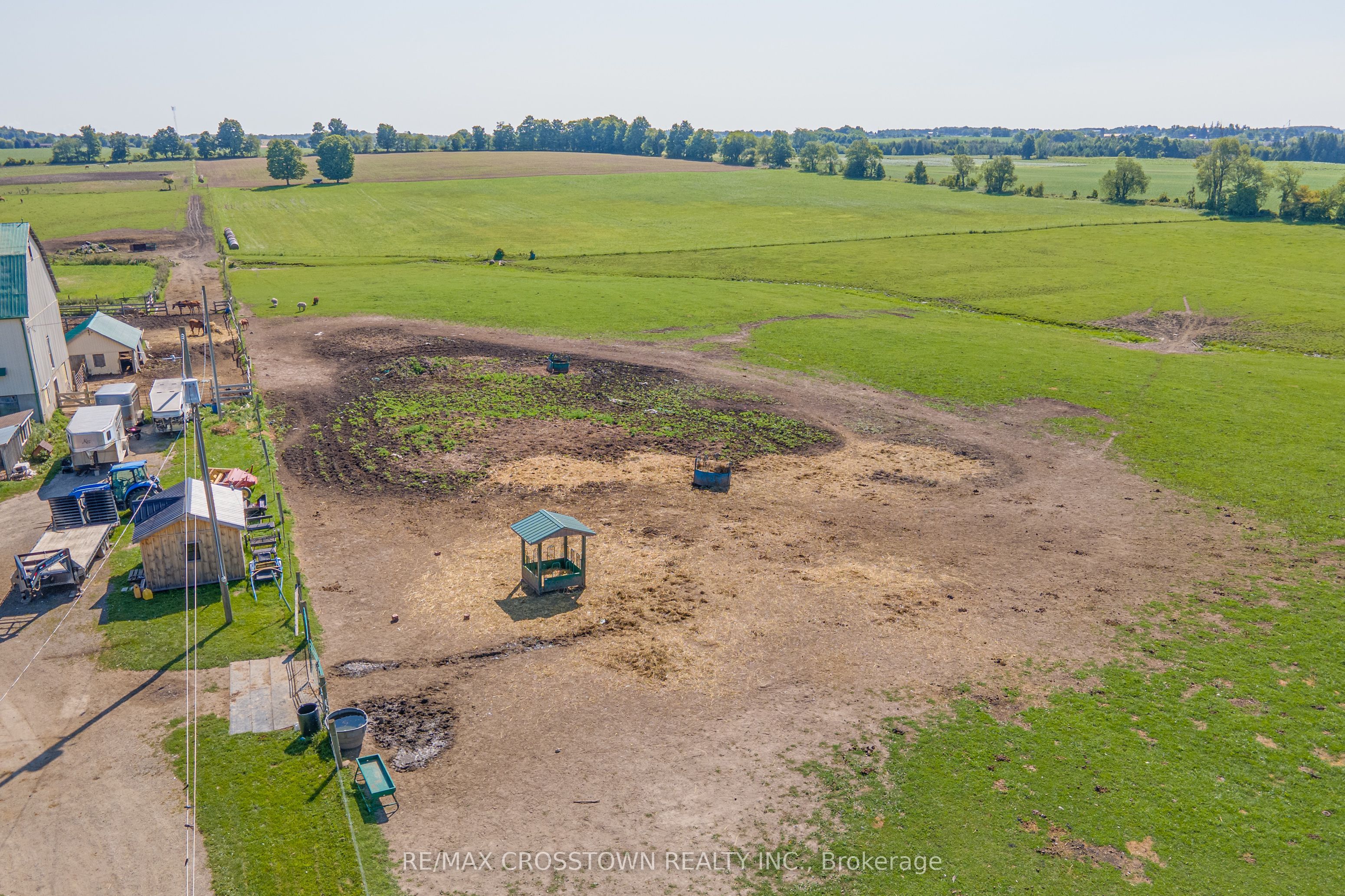 6409 10th Line Property Photo 30