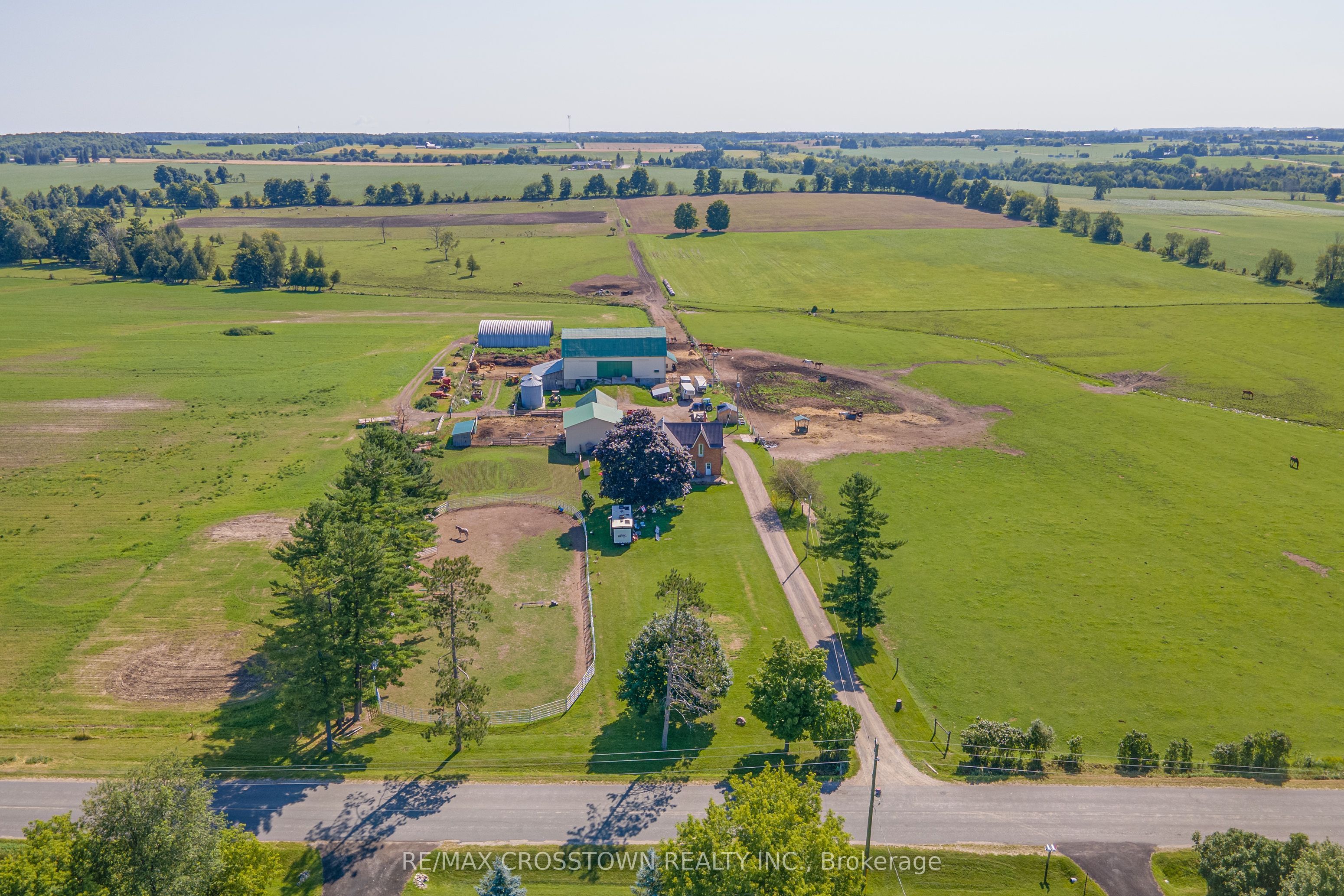 6409 10th Line Property Photo 47
