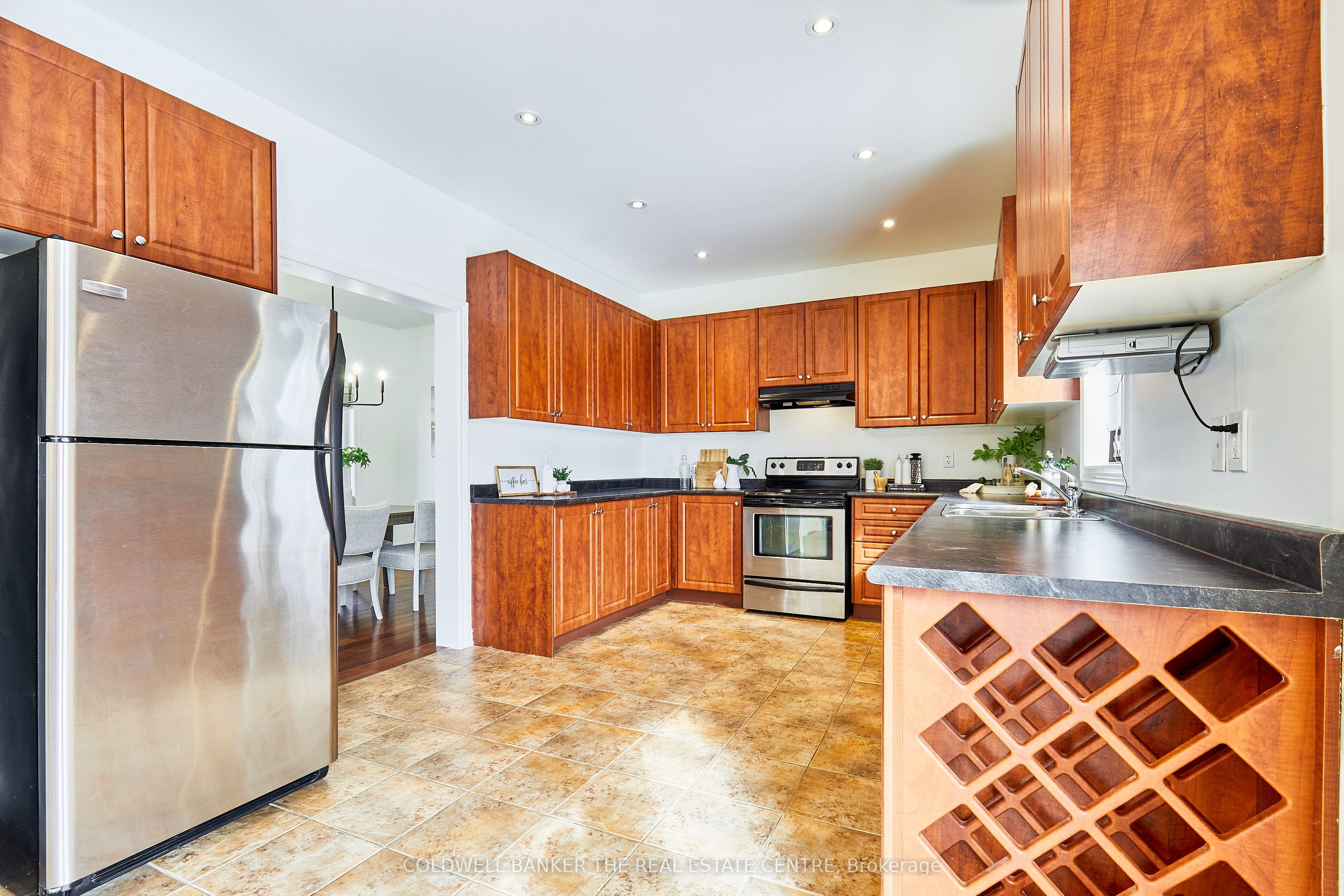 15 Windsor Drive Property Photo 7