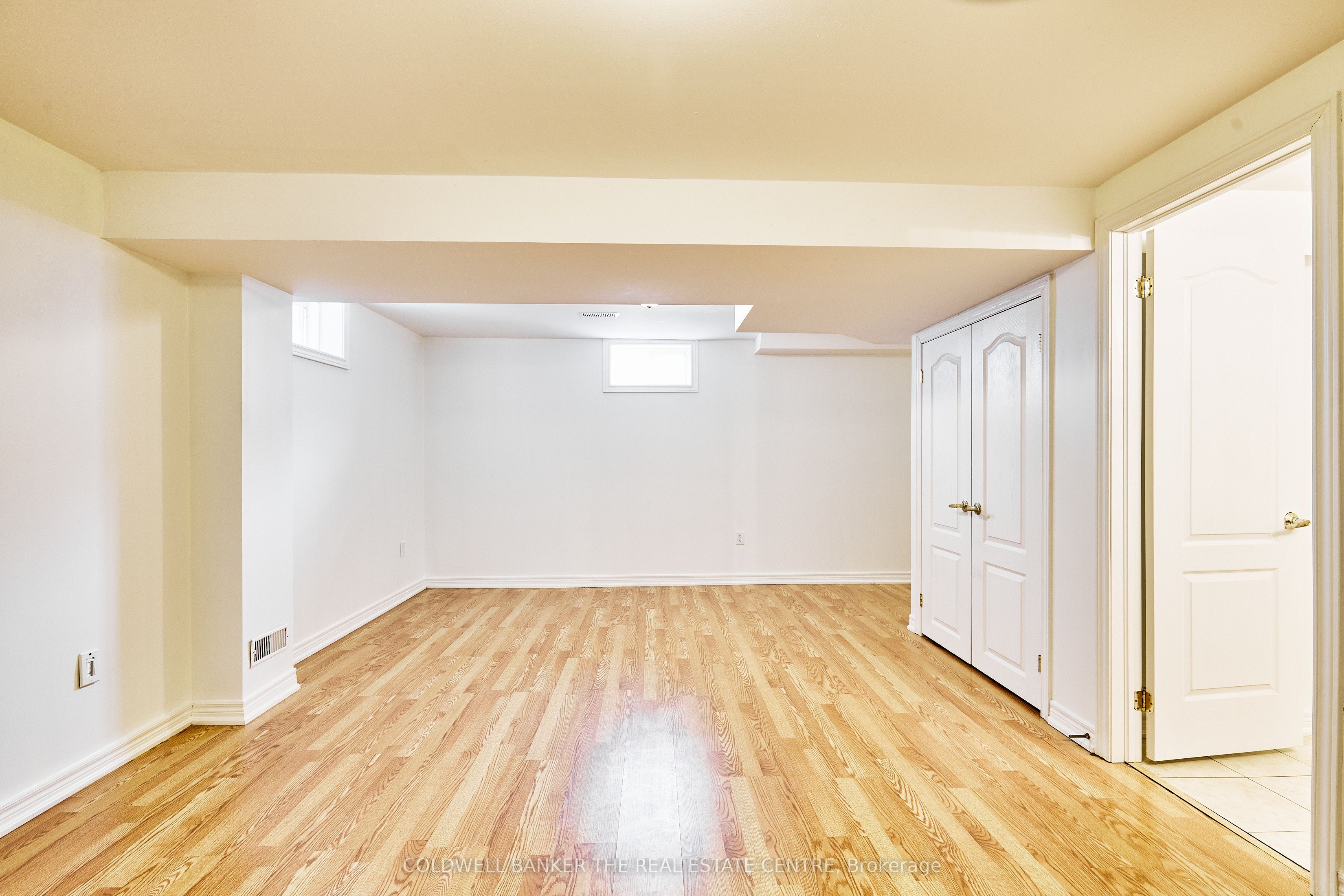 15 Windsor Drive Property Photo 24