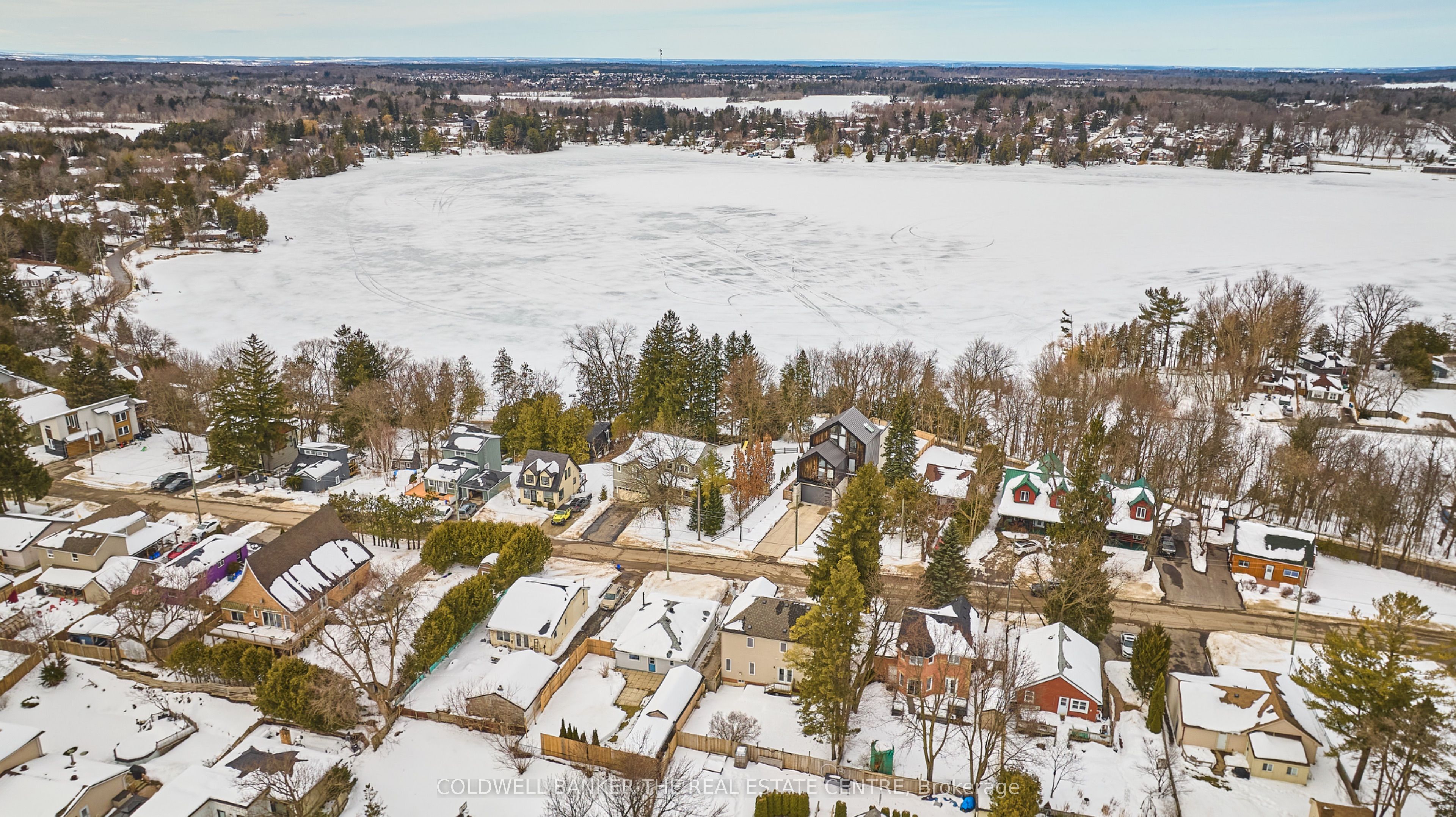 15 Windsor Drive Property Photo 33