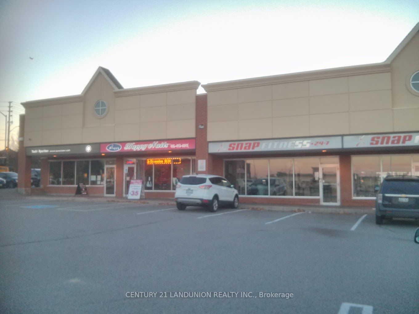 #4a - 1390 Major Makenzie Drive Property Photo 10