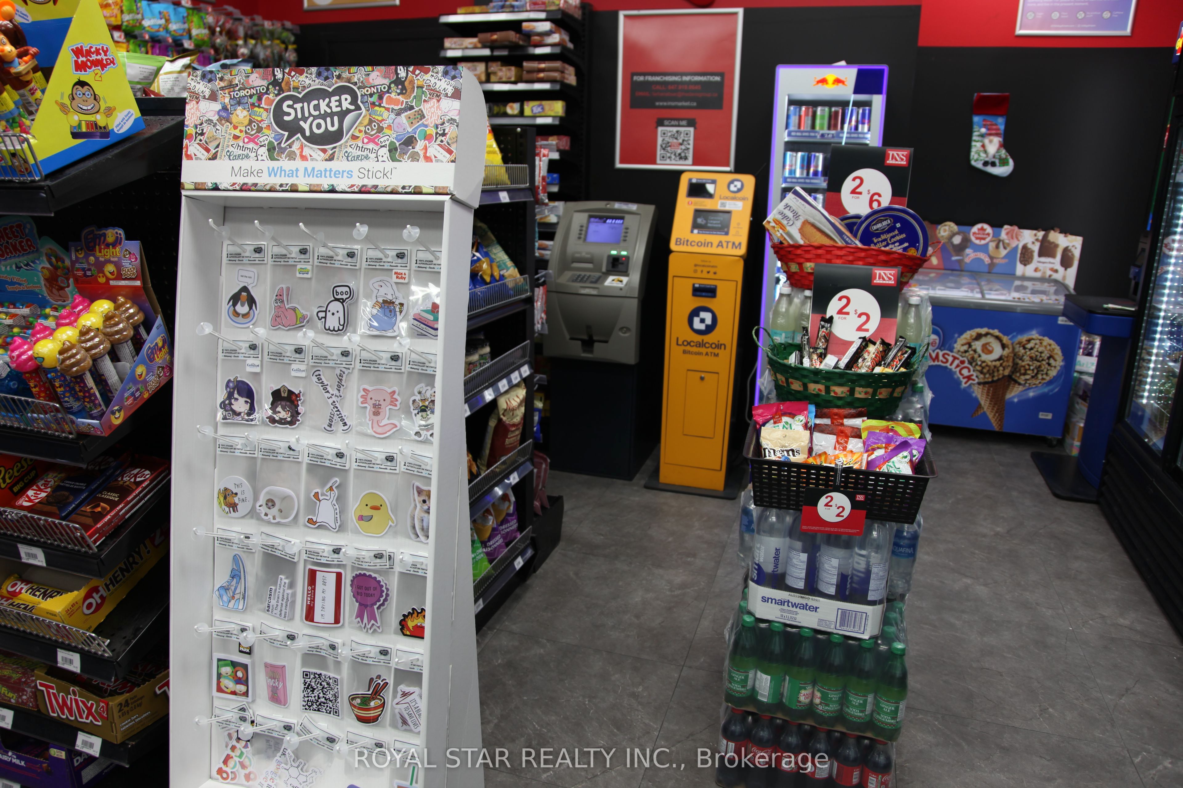 17600 Yonge Street Property Photo 15