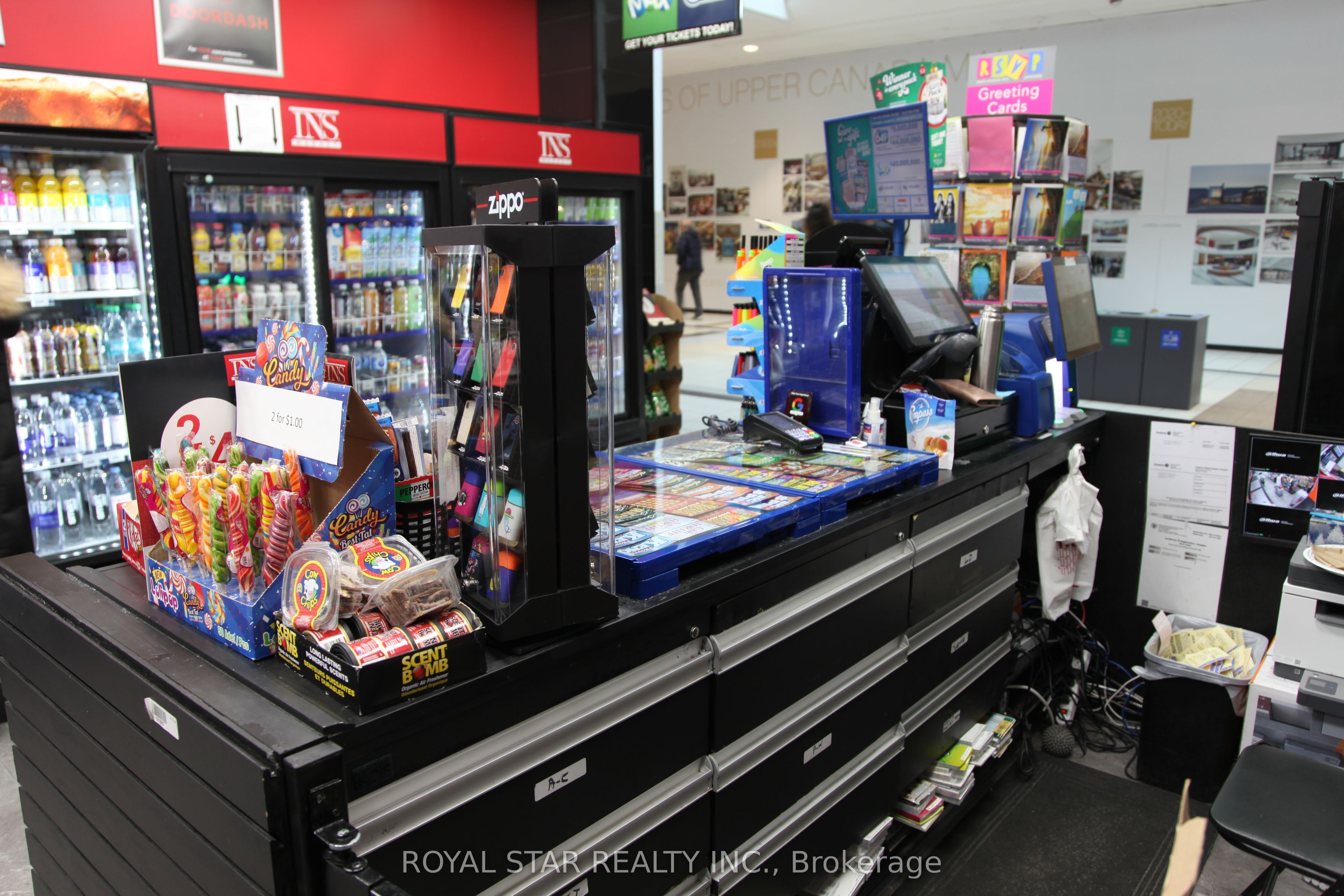17600 Yonge Street Property Photo 18