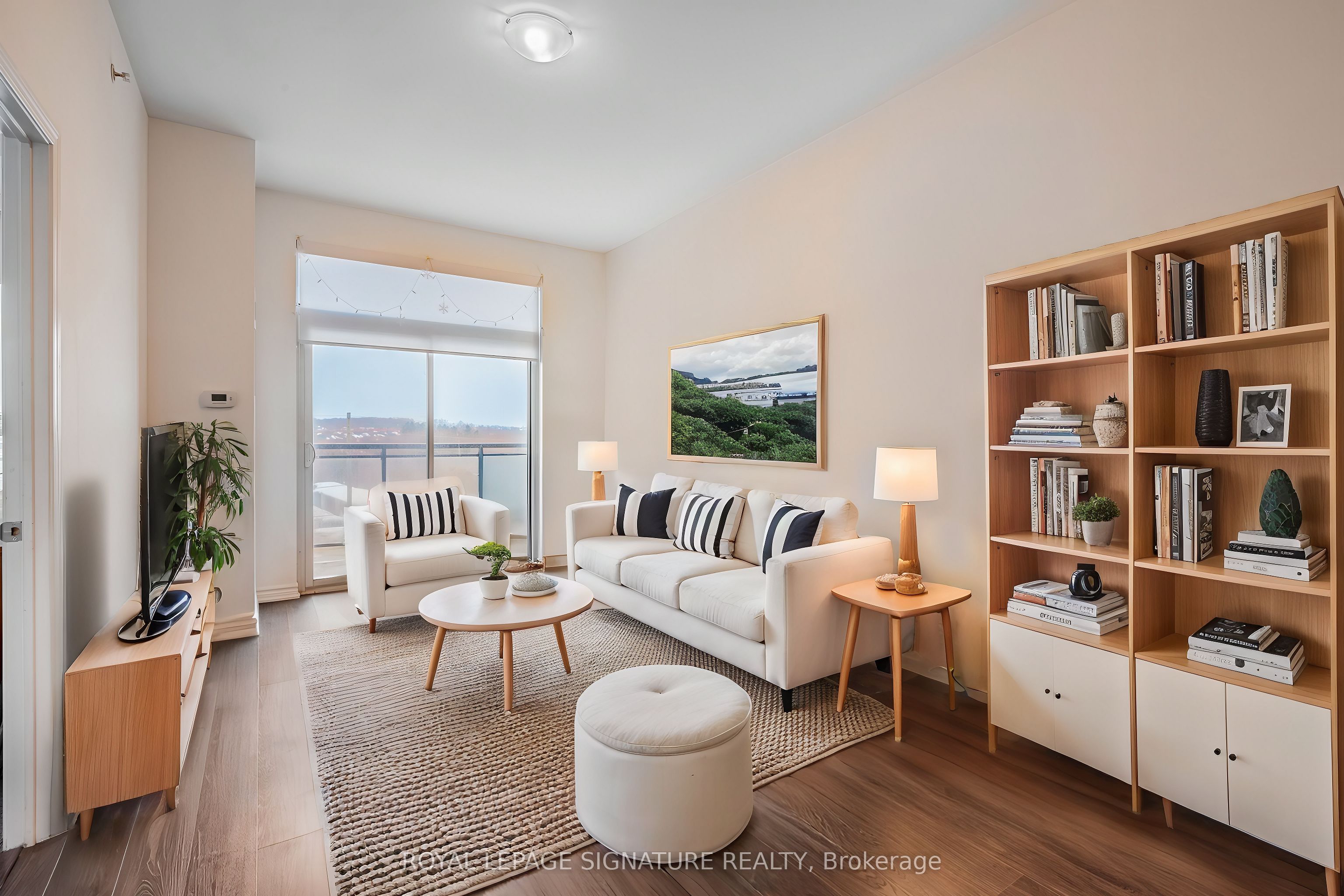 #620 - 11611 Yonge Street Property Photo 1