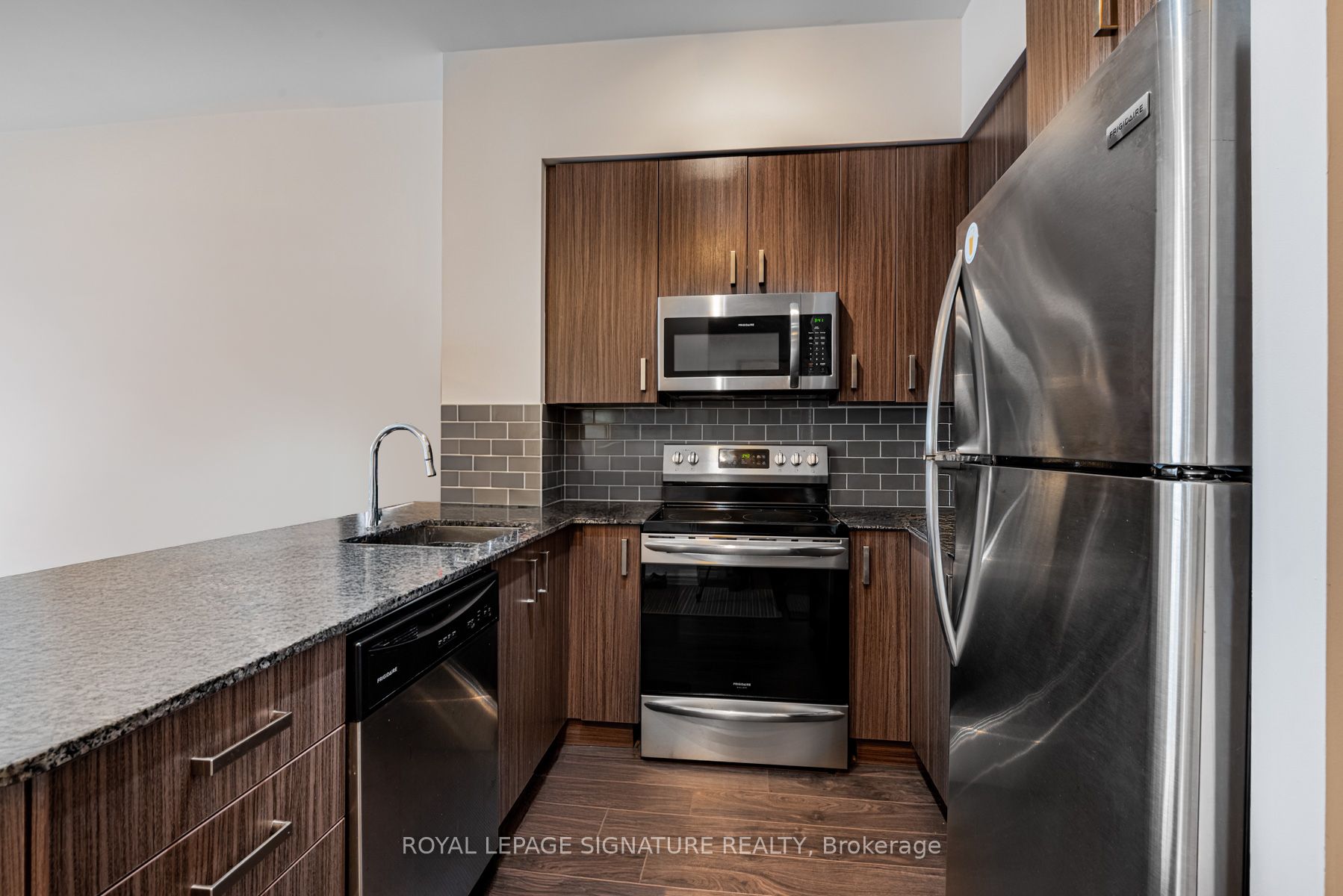 #620 - 11611 Yonge Street Property Photo 4