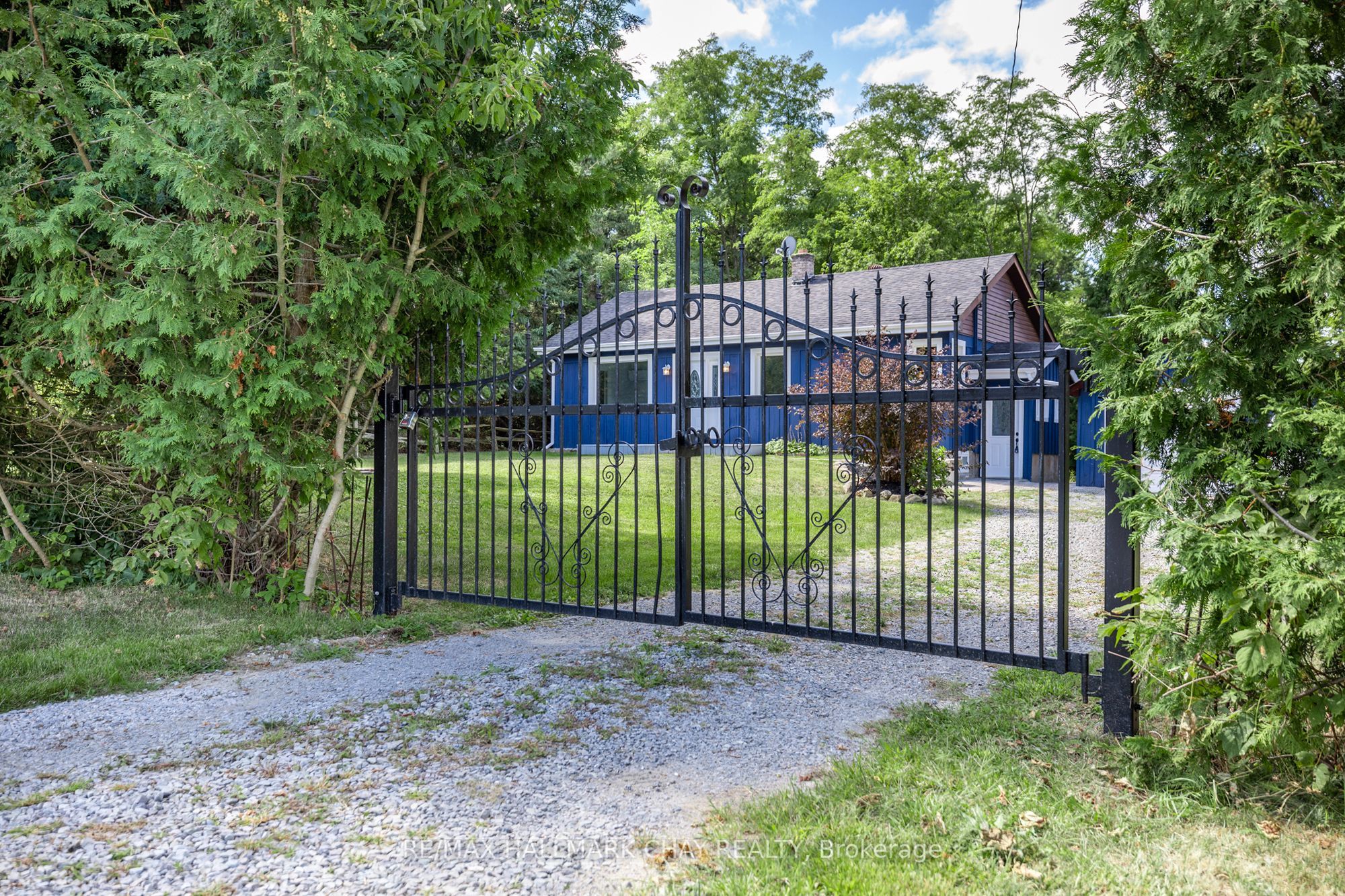 21726 Highway 48 Property Photo 3