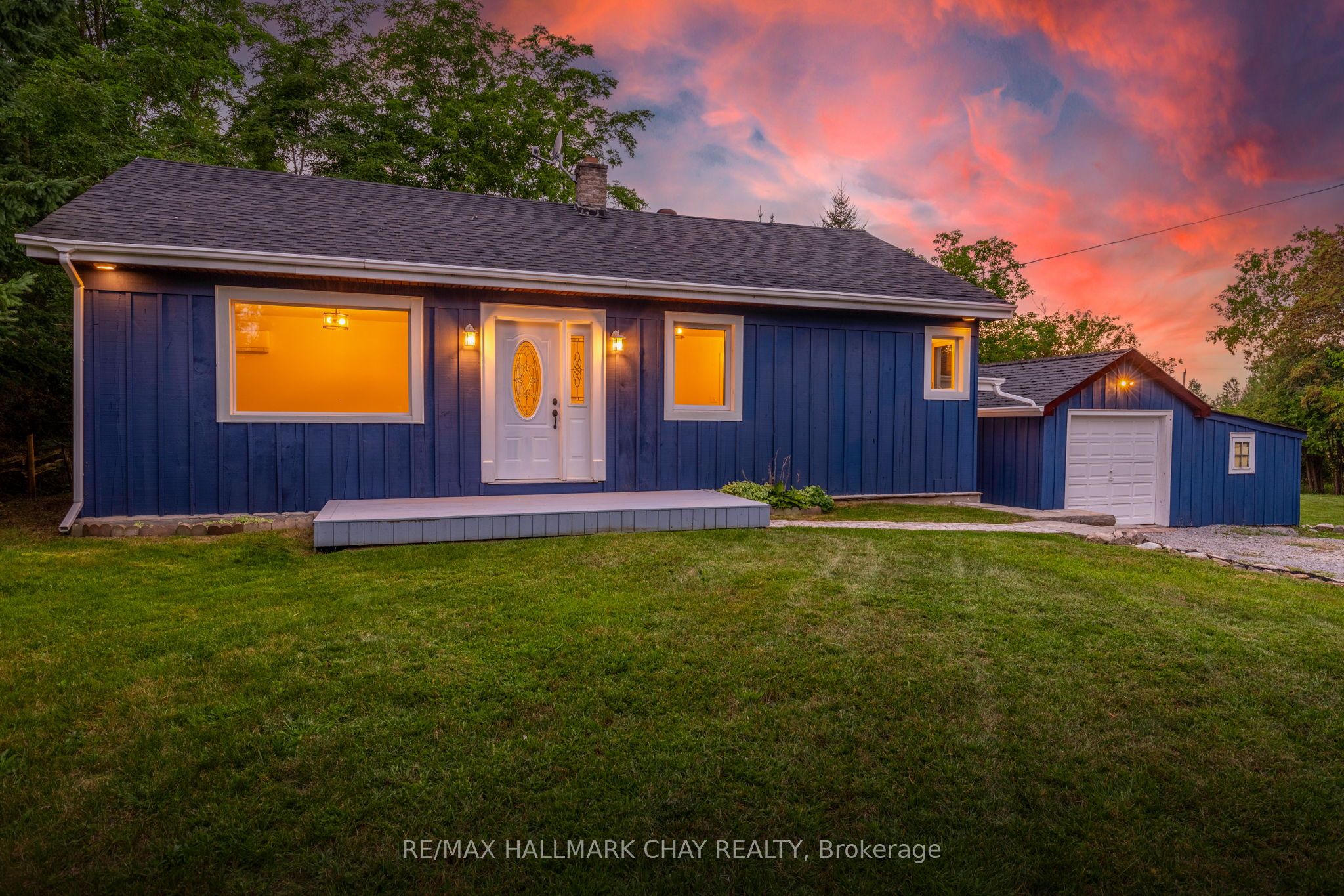 21726 Highway 48 Property Photo 4