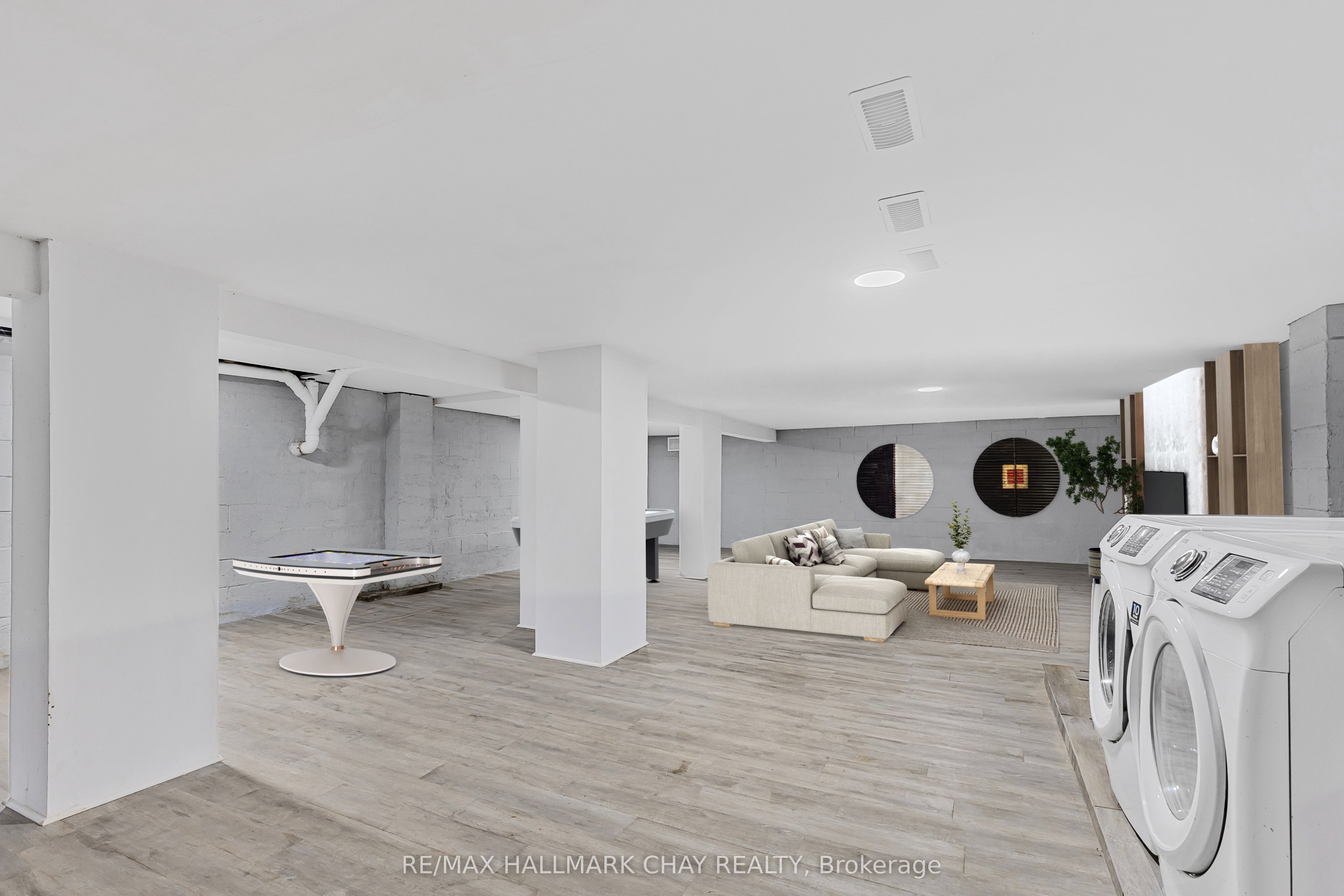 21726 Highway 48 Property Photo 15