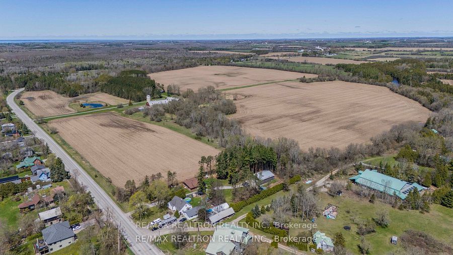 111 Victoria Street Property Photo 9