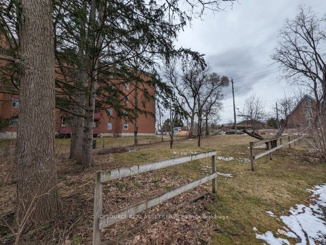 330 Davis Drive Property Photo 5
