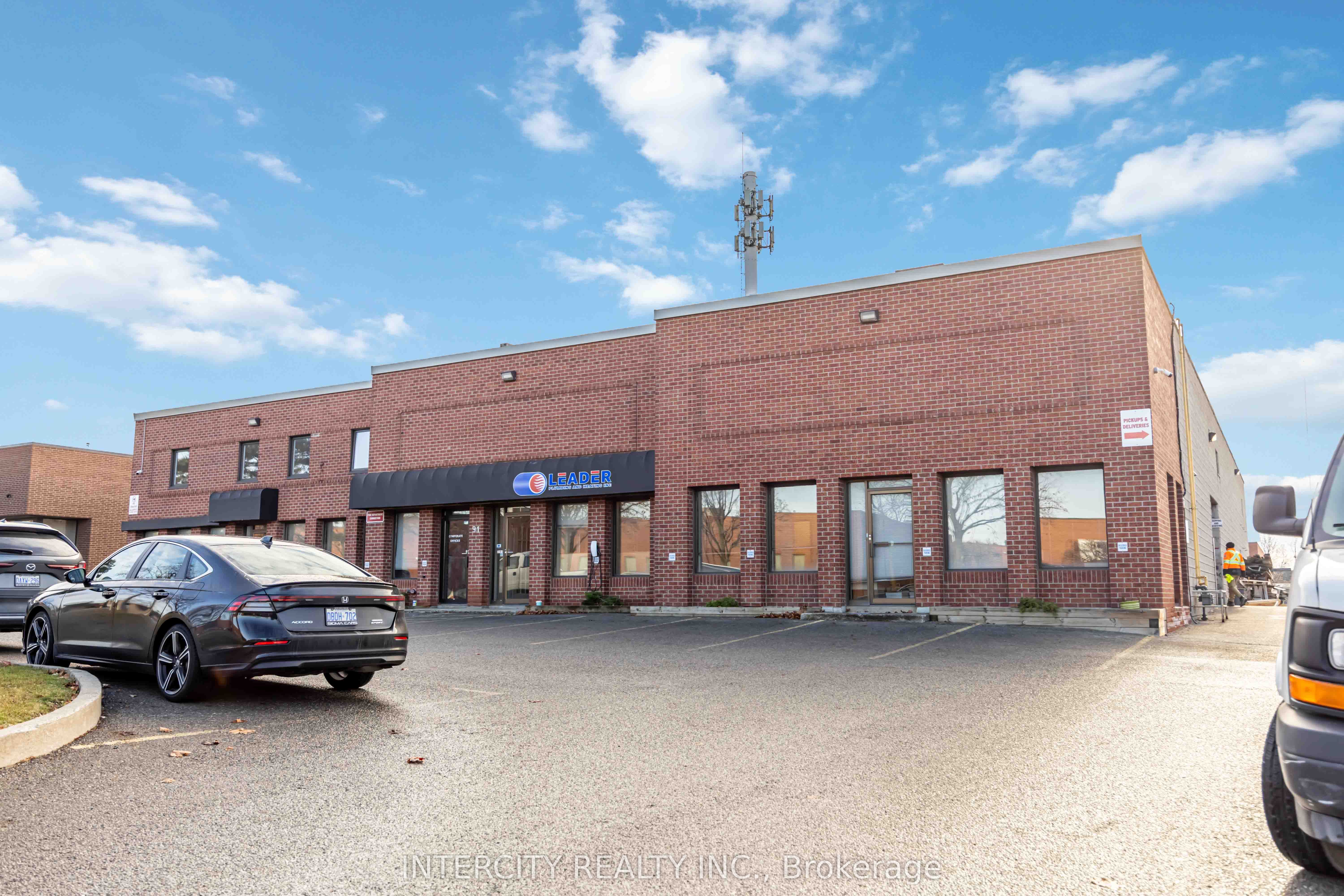 #b - 91 Haist Avenue Property Photo 1