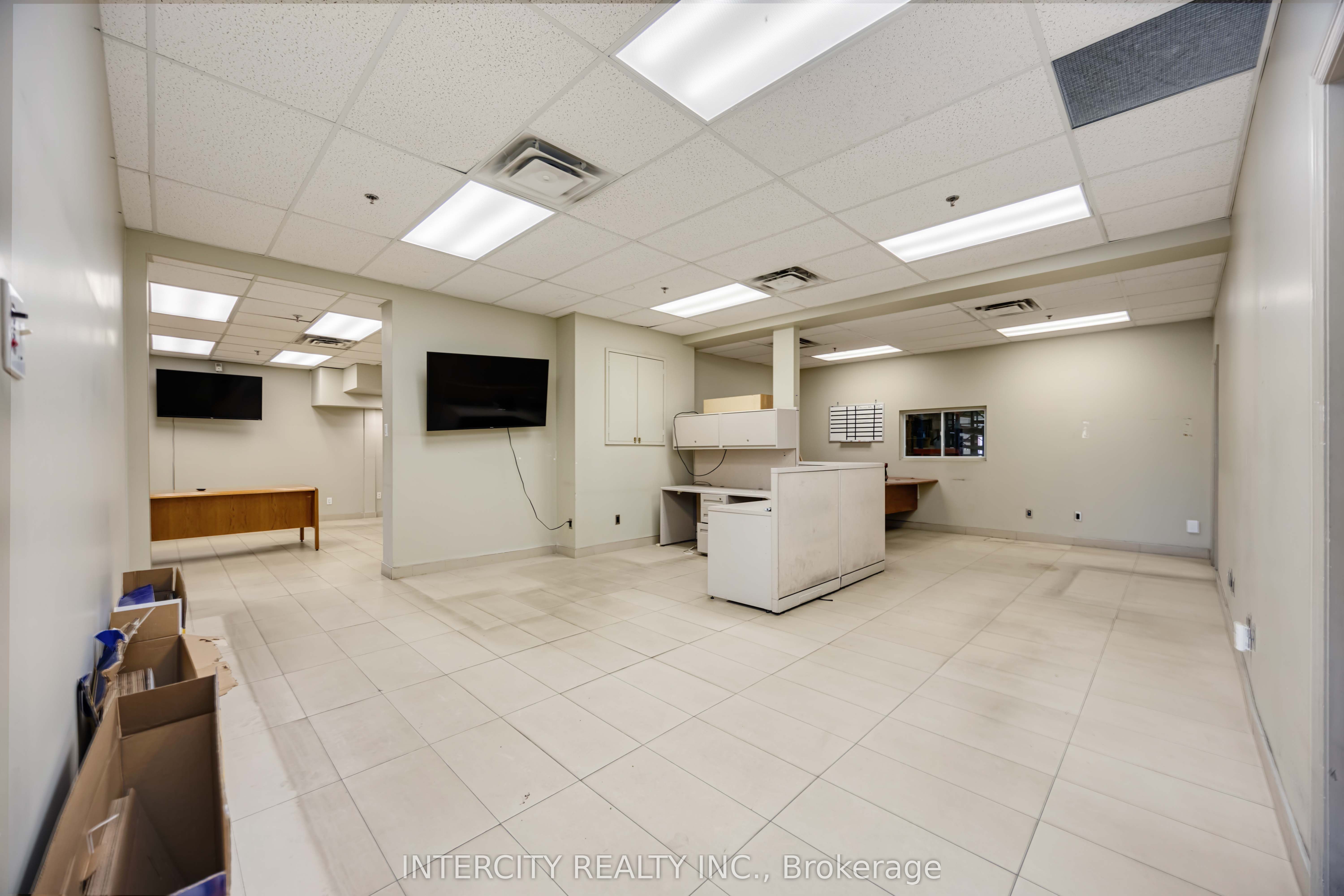 #b - 91 Haist Avenue Property Photo 5