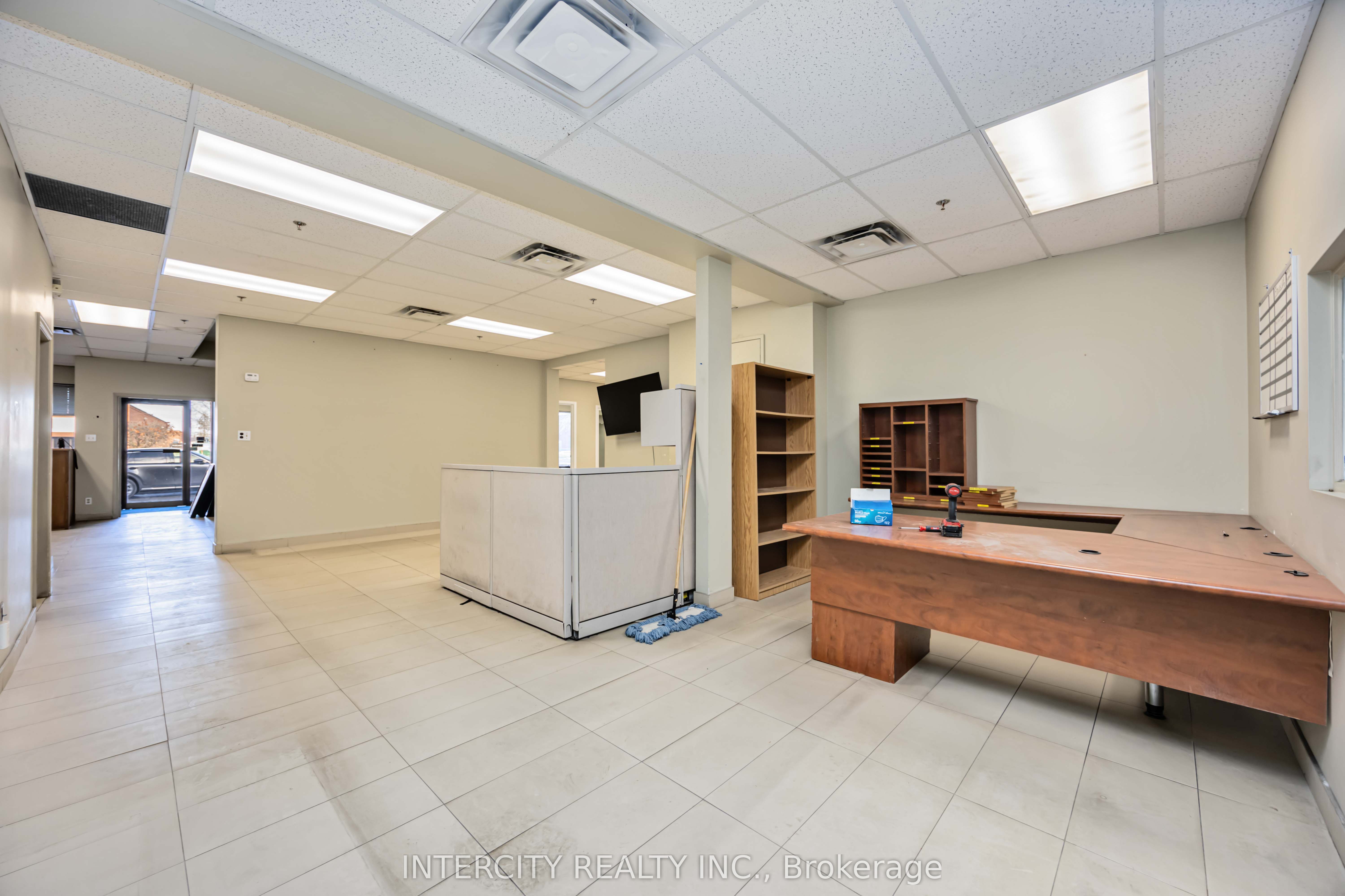 #b - 91 Haist Avenue Property Photo 9