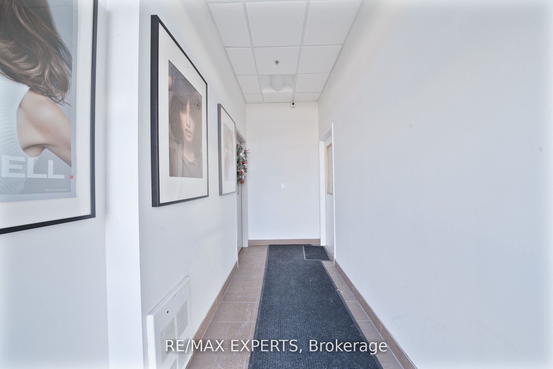 #3 - 7730 Kipling Avenue Property Photo 15