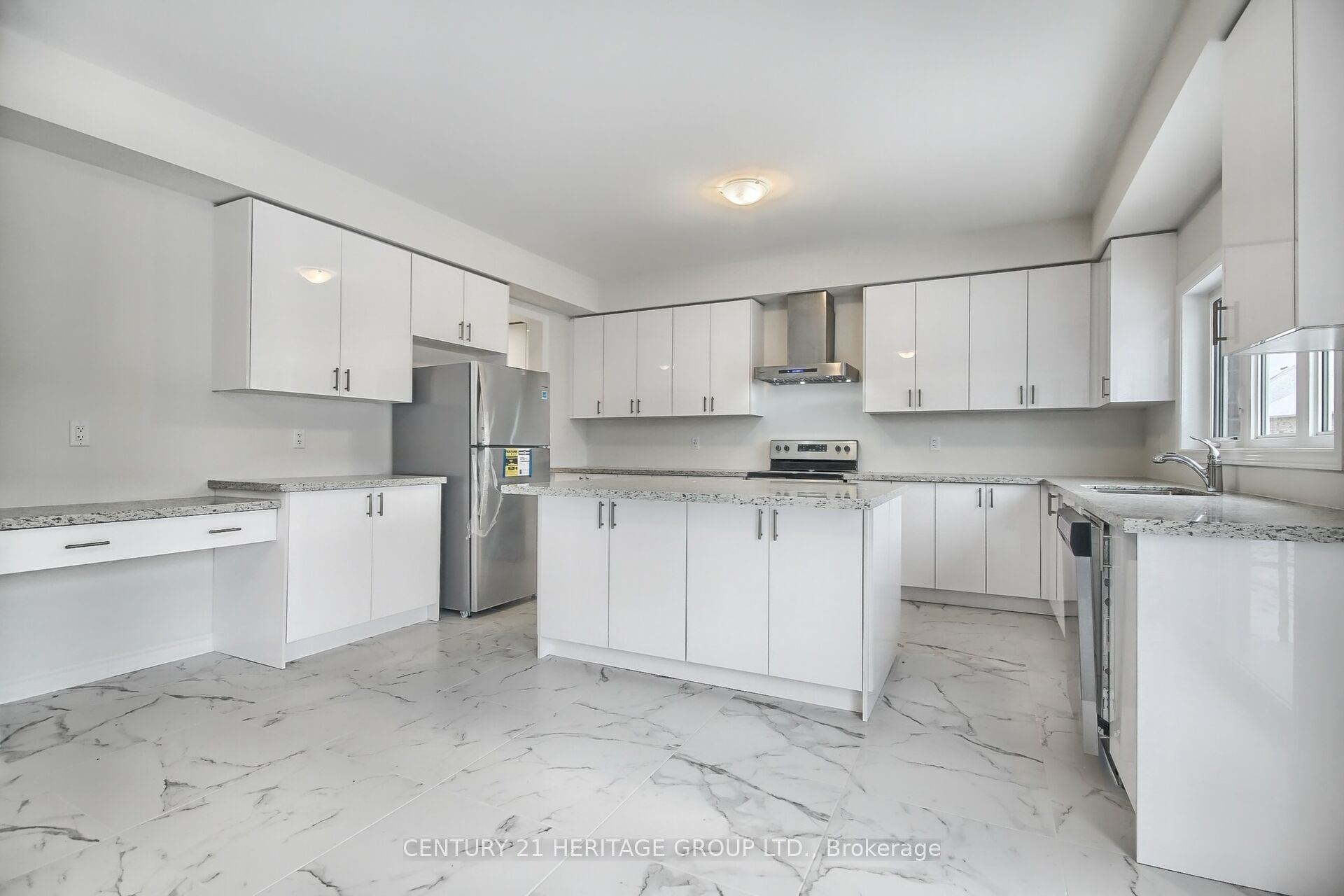 1623 Corsal Court Property Photo 6
