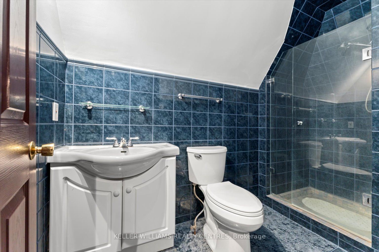 38 Wellington Street Property Photo 8