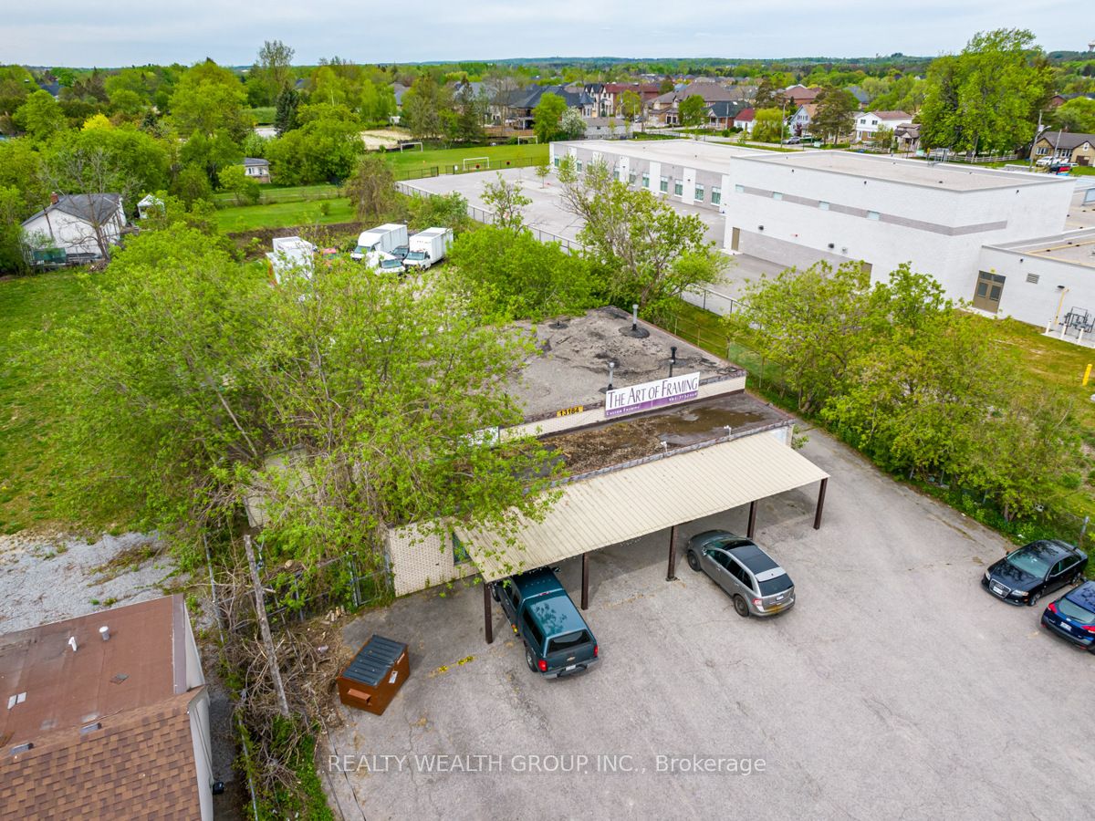 13184 Yonge Street Property Photo 2