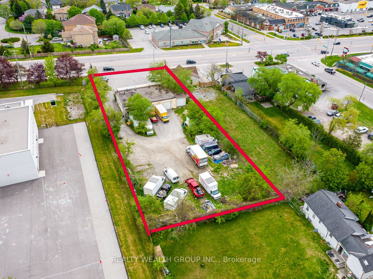 13184 Yonge Street Property Photo 5