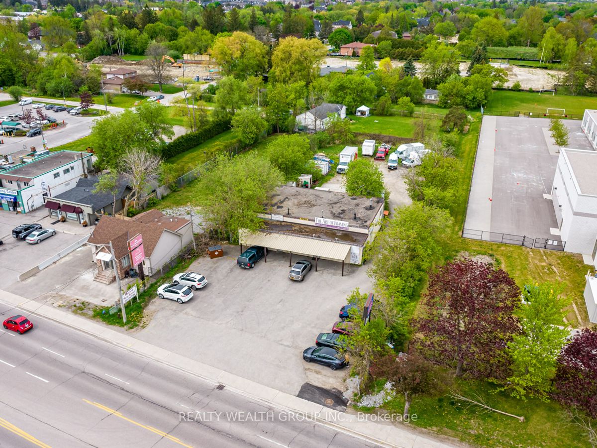 13184 Yonge Street Property Photo 10