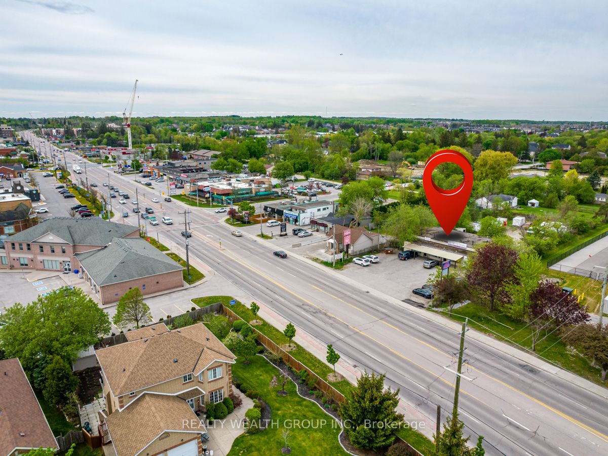 13184 Yonge Street Property Photo 11