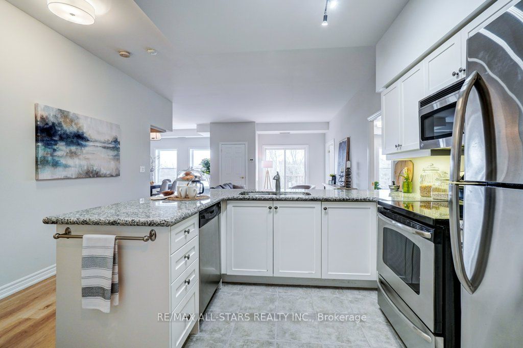 #311 - 22 James Hill Court Property Photo 10
