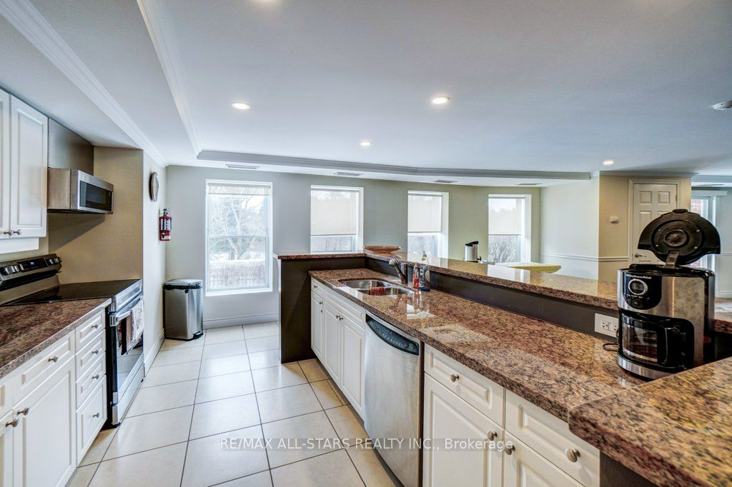#311 - 22 James Hill Court Property Photo 46