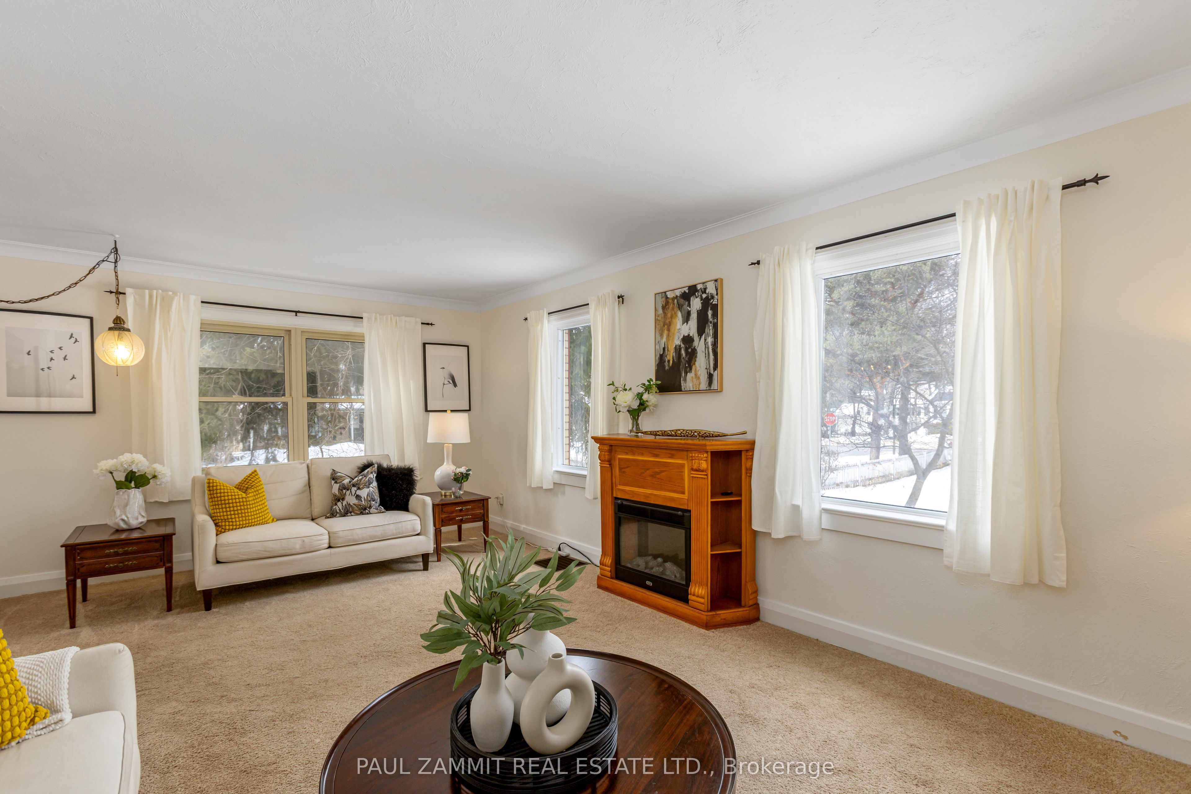 35 John Street Property Photo 7