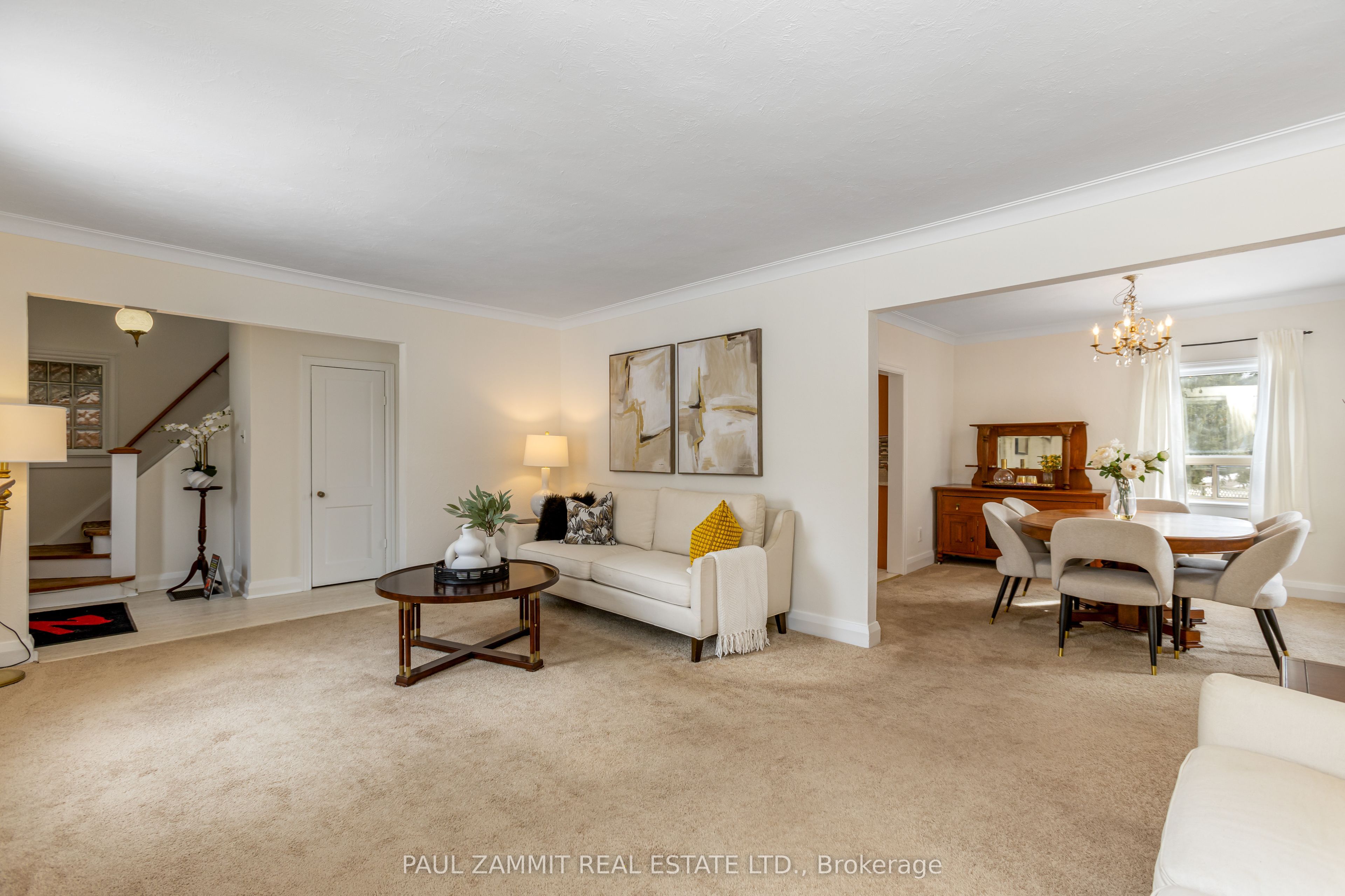 35 John Street Property Photo 9