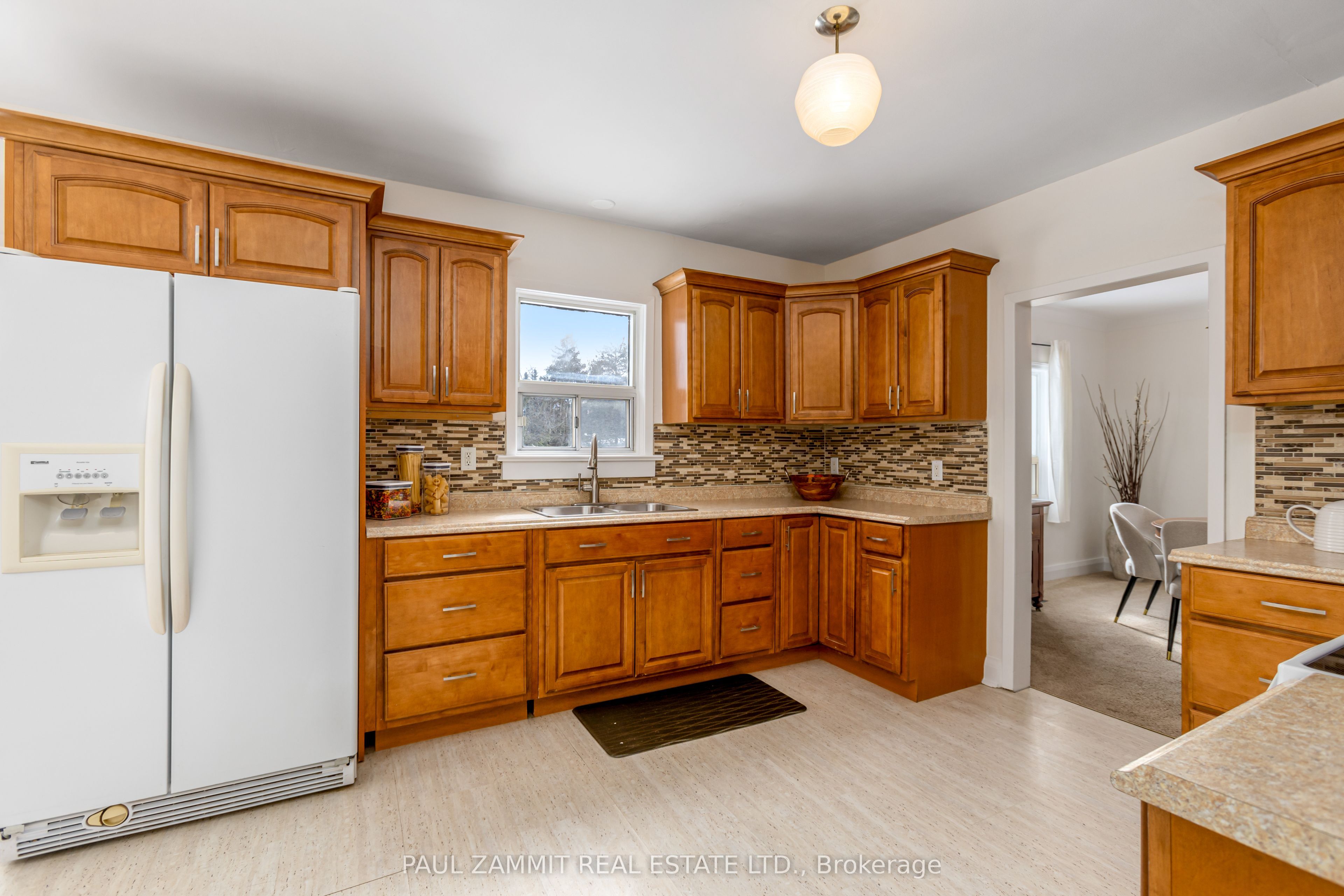 35 John Street Property Photo 14