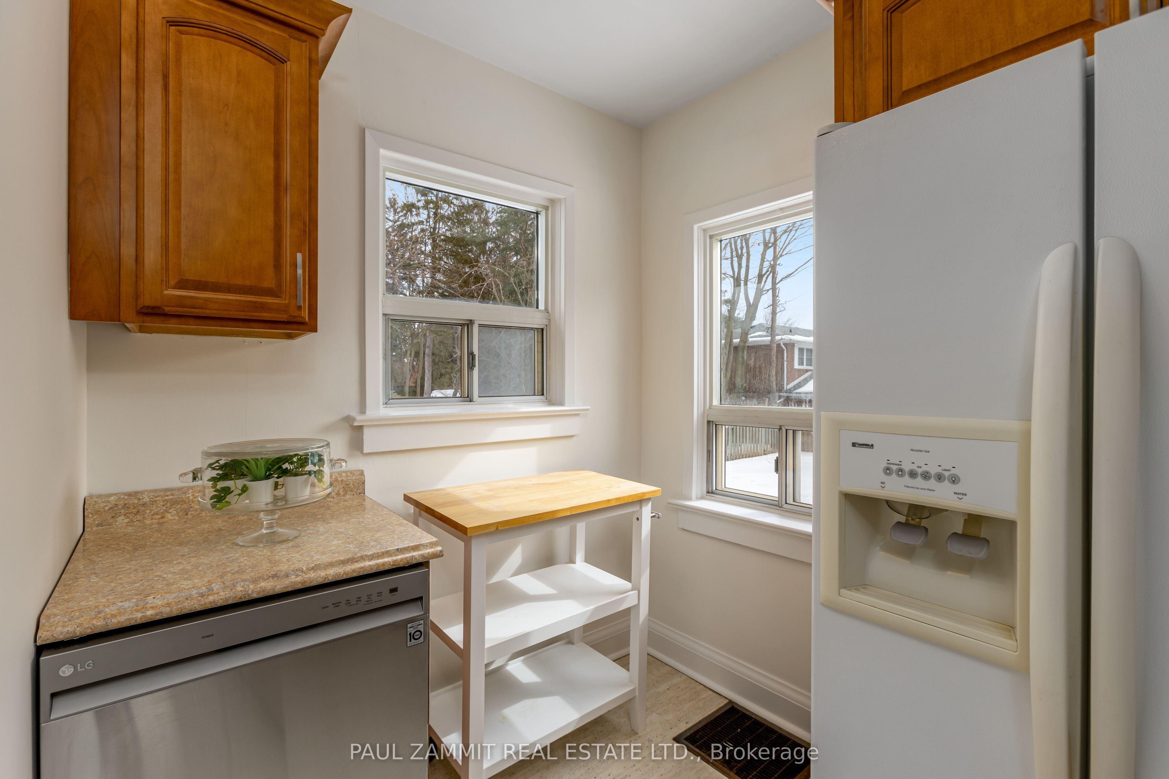 35 John Street Property Photo 17