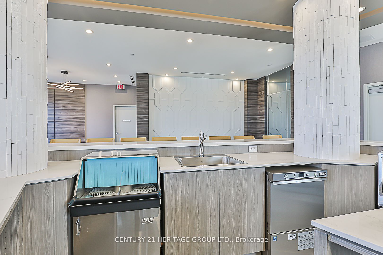 #level 13 Property Photo 13