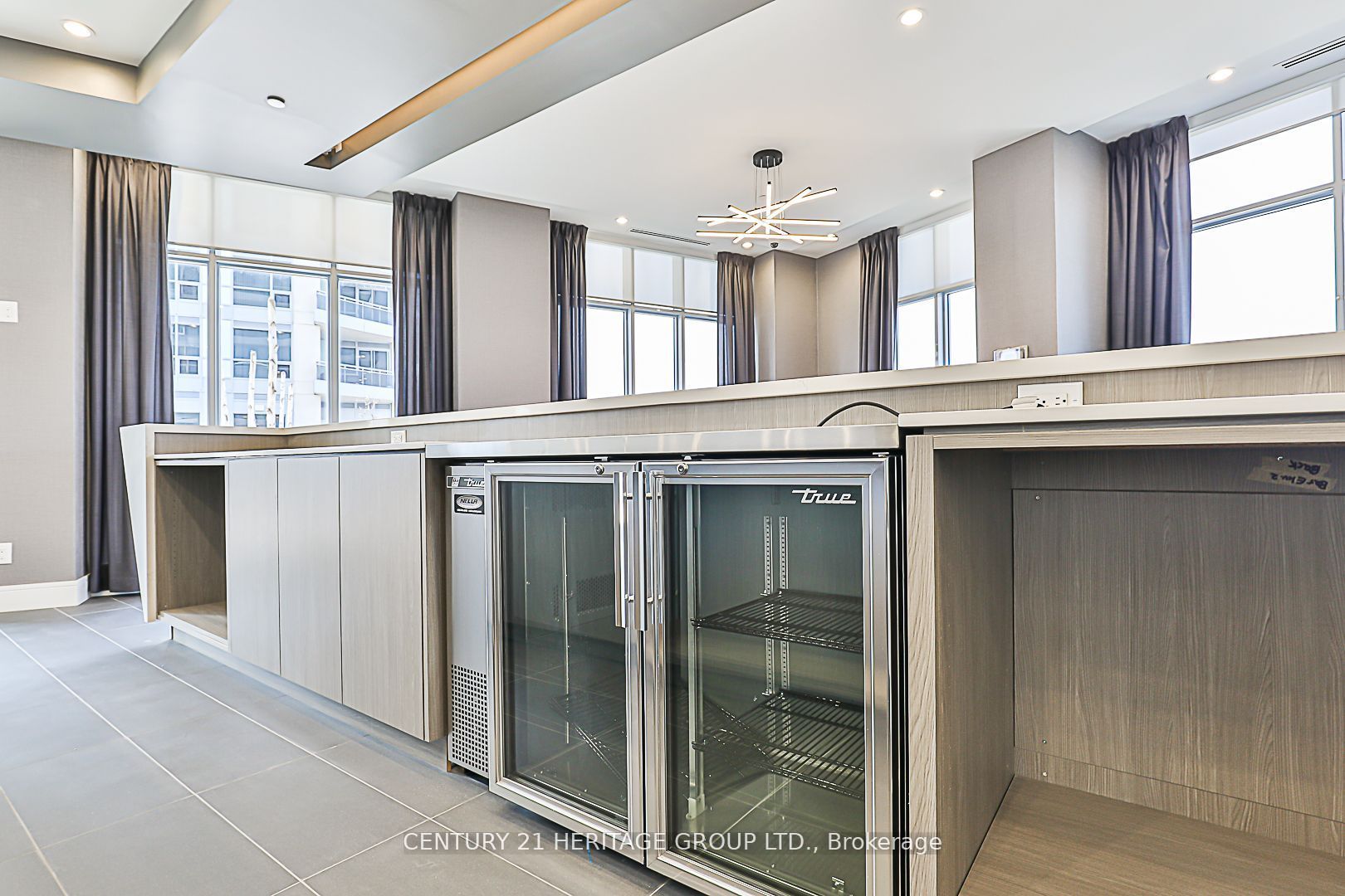 #level 13 Property Photo 15