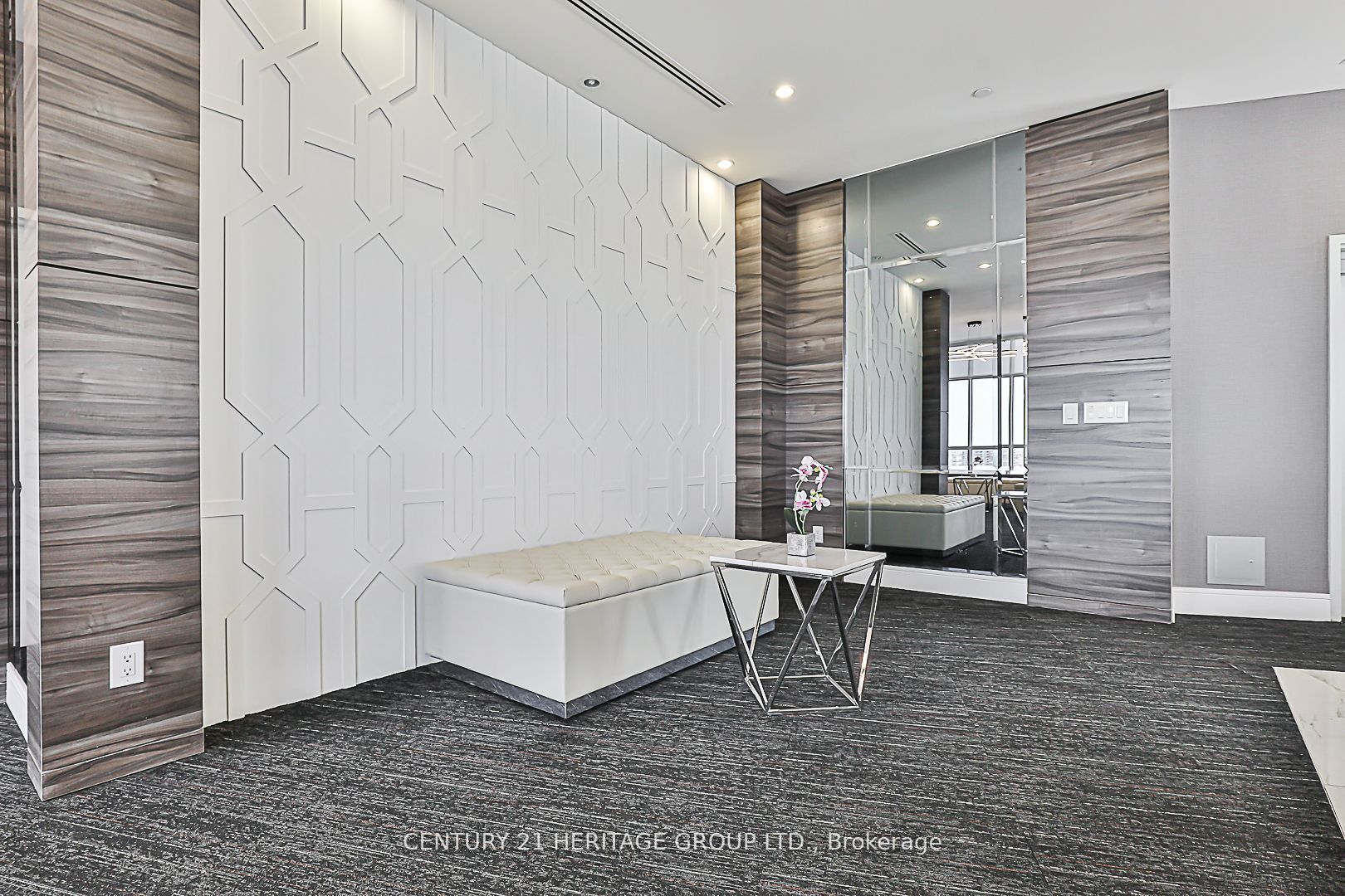 #level 13 Property Photo 33